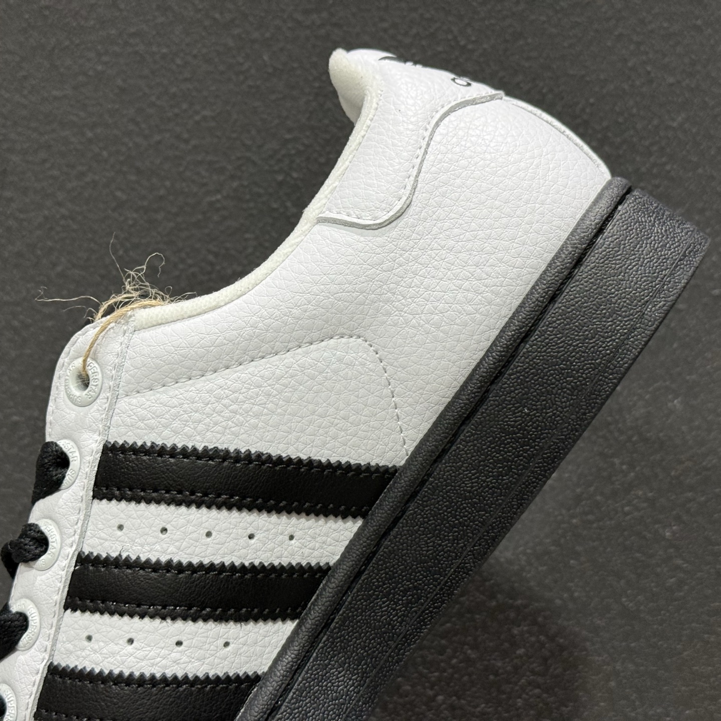 AD 阿迪 Super贝壳头低帮休闲板鞋 KK4473-731-Top High Quatity Cheap Sneakers Fashion Clothing Clothes Bags handbags Shoes of all Brand wholesale With The best Quality And Beautiful Price from China Factory Chinese suppliers wholesaler seller AD 阿迪 Super贝壳头低帮休闲板鞋 KK4473-731