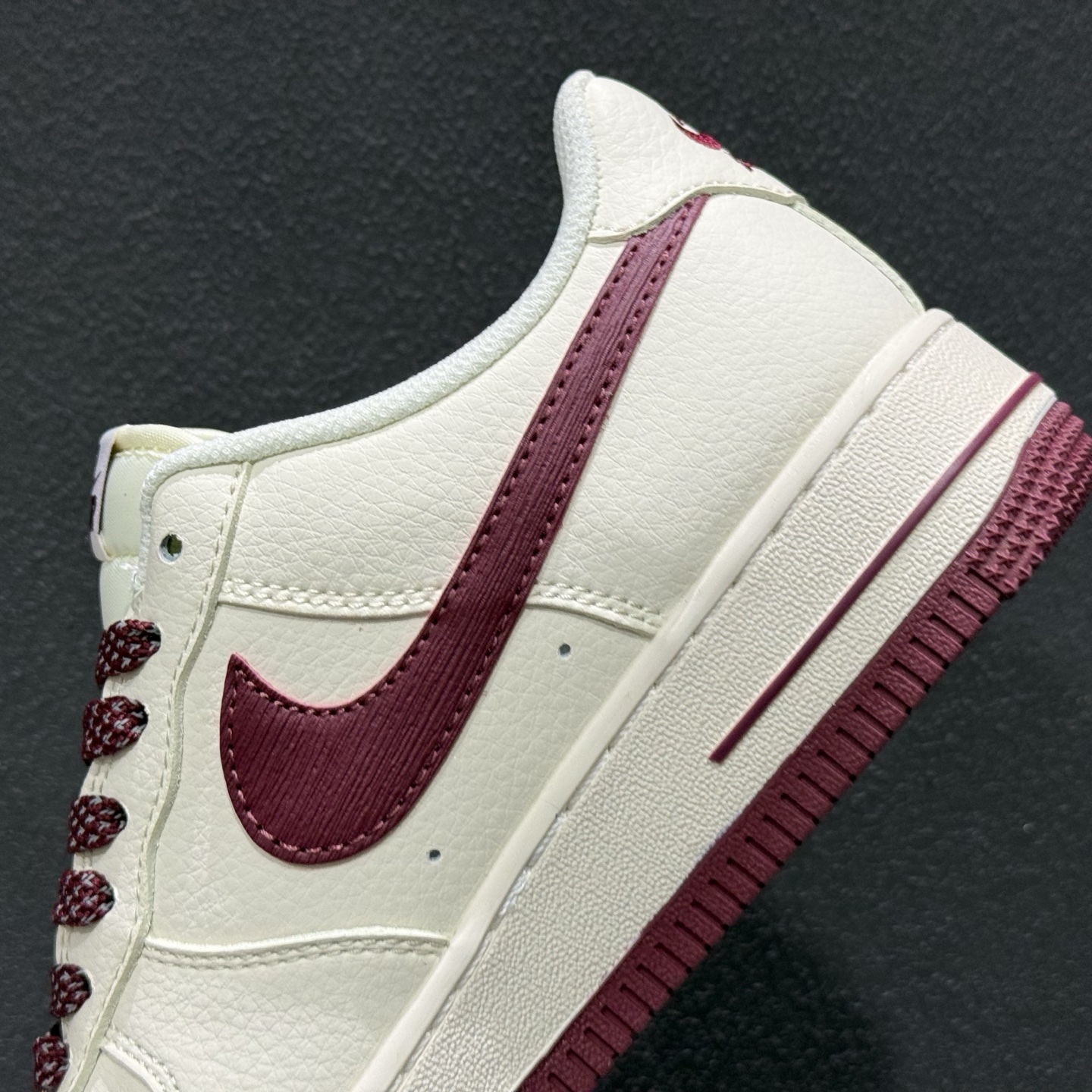 260 NK Air Force 1 空军一号 SM6668-123