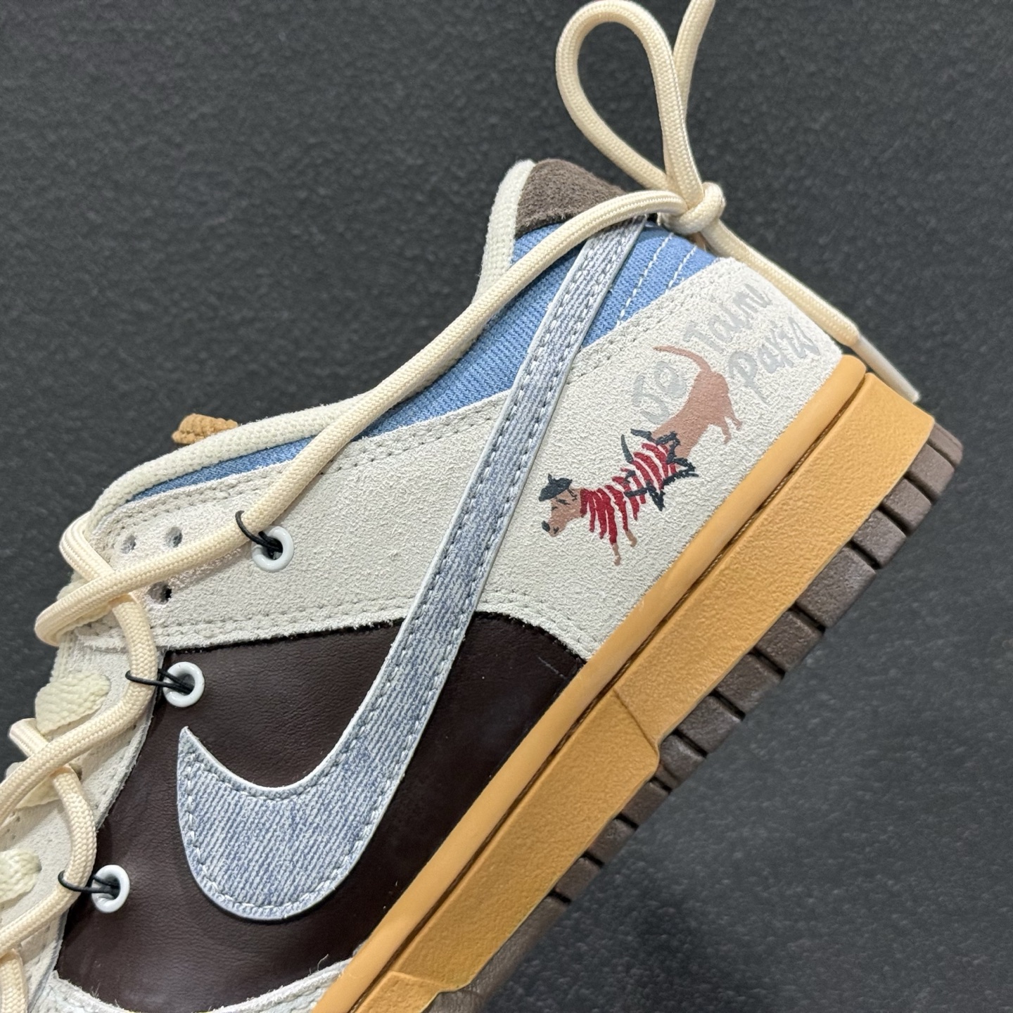 Nike SB Dunk Low 棕榈美德拉 解构绑带 HQ3459-212-Top High Quatity Cheap Sneakers Fashion Clothing Clothes Bags handbags Shoes of all Brand wholesale With The best Quality And Beautiful Price from China Factory Chinese suppliers wholesaler seller Nike SB Dunk Low 棕榈美德拉 解构绑带 HQ3459-212