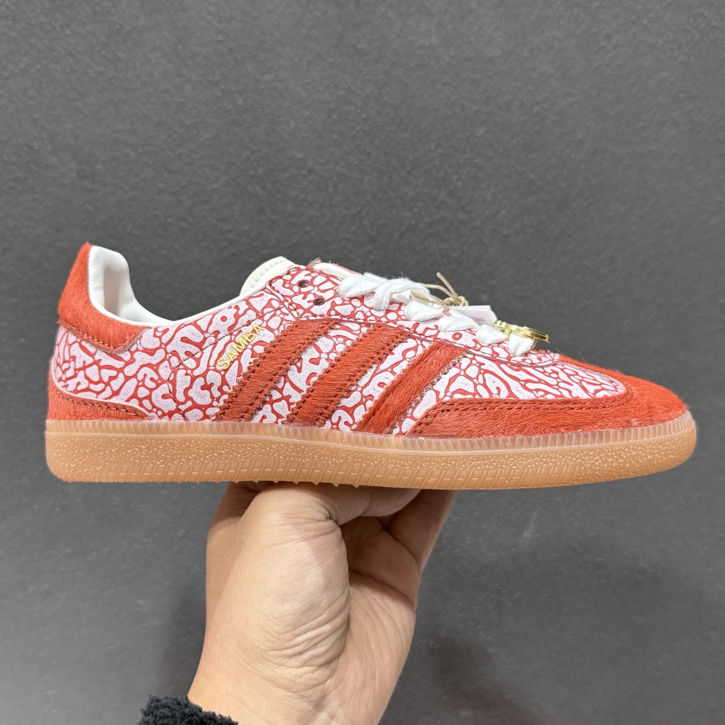 180 Adidas Originals Samba 阿迪达斯三叶草 桑巴舞系列绅士德训足球风百搭低帮休闲运动板鞋 JR8743-Chinese UA Cheap High Quatity Brand Clothes Bags handbags Sneakers wholesale wholesaler seller from China Factory suppliers Fashion Clothing Shoes best Quality Beautiful Price 180 Adidas Originals Samba 阿迪达斯三叶草 桑巴舞系列绅士德训足球风百搭低帮休闲运动板鞋 JR8743
