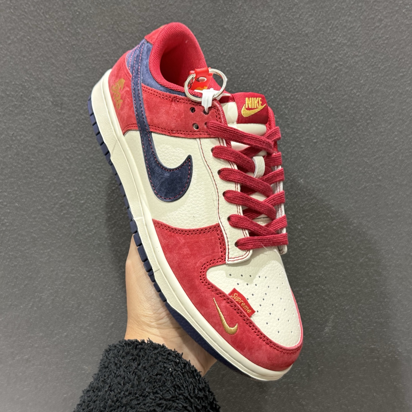 280 Nike Dunk Low Retro ‘联名款’低帮休闲运动板鞋 HG0026-008-Chinese UA Cheap High Quatity Brand Clothes Bags handbags Sneakers wholesale wholesaler seller from China Factory suppliers Fashion Clothing Shoes best Quality Beautiful Price 280 Nike Dunk Low Retro ‘联名款’低帮休闲运动板鞋 HG0026-008