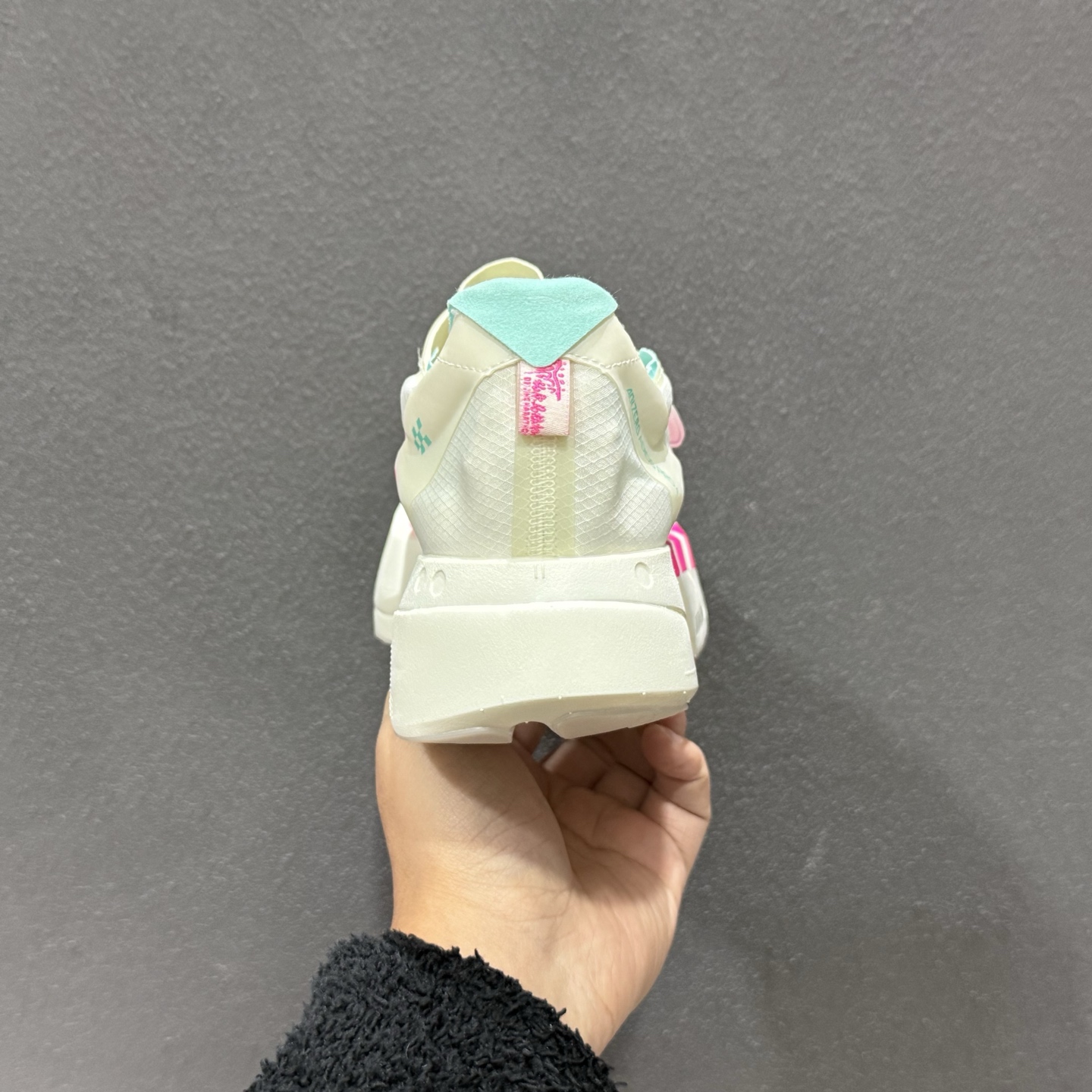 260 真碳棒 adidas Adizero Adios Pro 4 阿迪达斯马拉松跑步鞋 KJ3873-111-Chinese UA Cheap High Quatity Brand Clothes Bags handbags Sneakers wholesale wholesaler seller from China Factory suppliers Fashion Clothing Shoes best Quality Beautiful Price 260 真碳棒 adidas Adizero Adios Pro 4 阿迪达斯马拉松跑步鞋 KJ3873-111