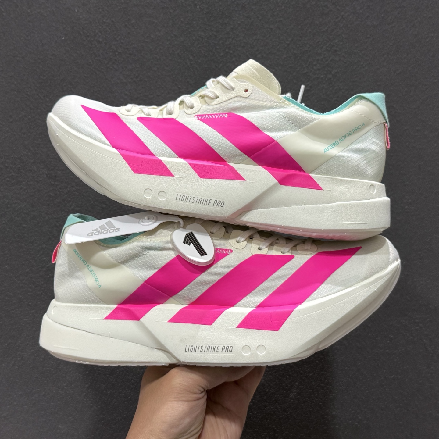 260 真碳棒 adidas Adizero Adios Pro 4 阿迪达斯马拉松跑步鞋 KJ3873-111-Chinese UA Cheap High Quatity Brand Clothes Bags handbags Sneakers wholesale wholesaler seller from China Factory suppliers Fashion Clothing Shoes best Quality Beautiful Price 260 真碳棒 adidas Adizero Adios Pro 4 阿迪达斯马拉松跑步鞋 KJ3873-111