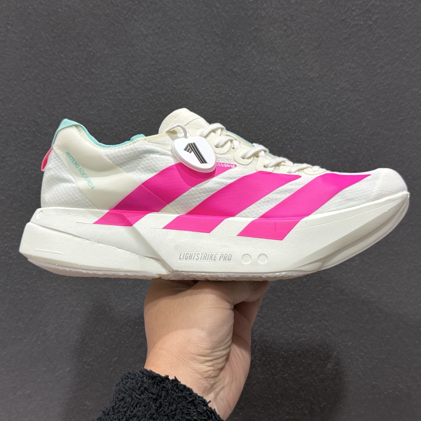 260 真碳棒 adidas Adizero Adios Pro 4 阿迪达斯马拉松跑步鞋 KJ3873-111-Chinese UA Cheap High Quatity Brand Clothes Bags handbags Sneakers wholesale wholesaler seller from China Factory suppliers Fashion Clothing Shoes best Quality Beautiful Price 260 真碳棒 adidas Adizero Adios Pro 4 阿迪达斯马拉松跑步鞋 KJ3873-111