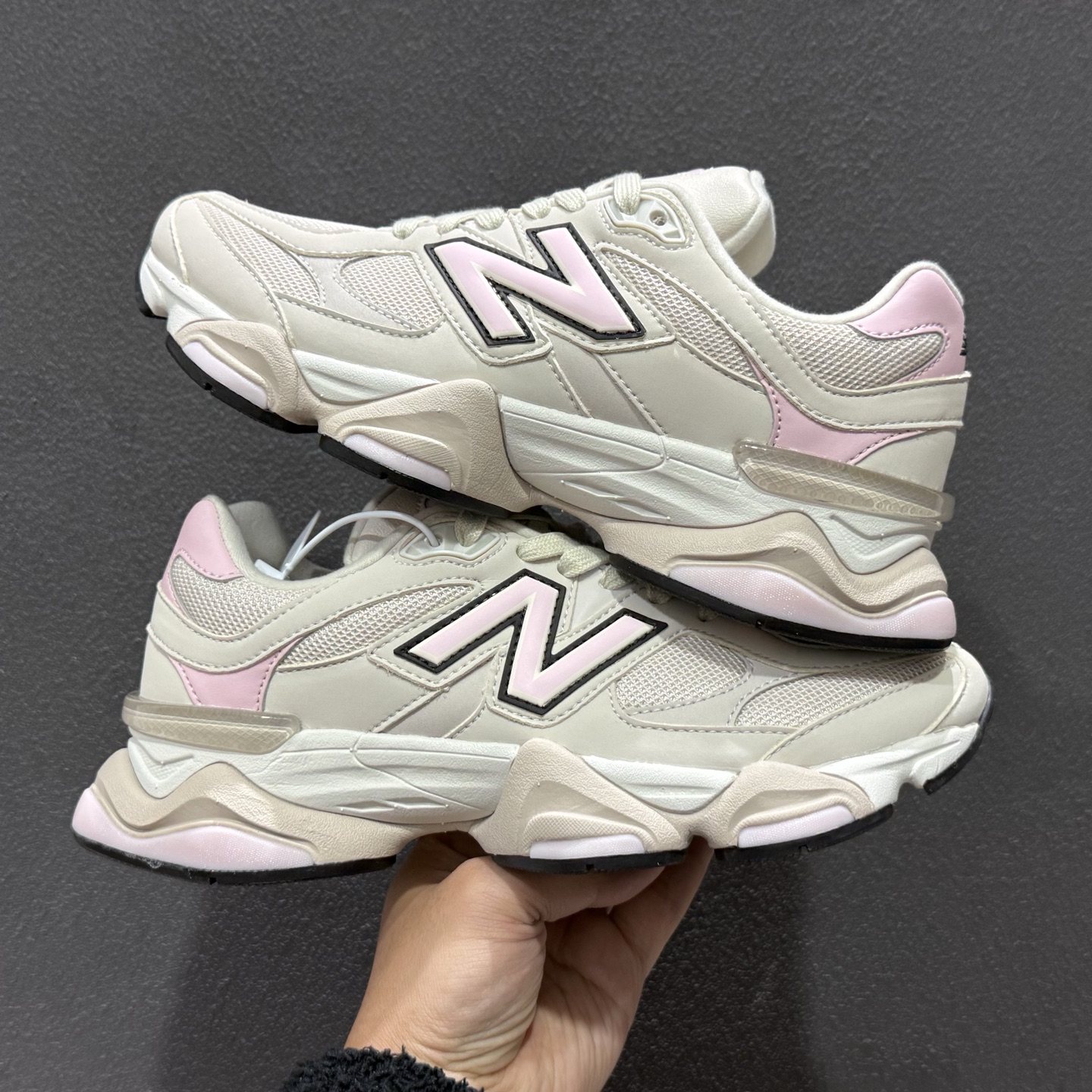 New Balance NB9060 联名款 复古休闲运动慢跑鞋 U9060AJD-Top High Quatity Cheap Sneakers Fashion Clothing Clothes Bags handbags Shoes of all Brand wholesale With The best Quality And Beautiful Price from China Factory Chinese suppliers wholesaler seller New Balance NB9060 联名款 复古休闲运动慢跑鞋 U9060AJD