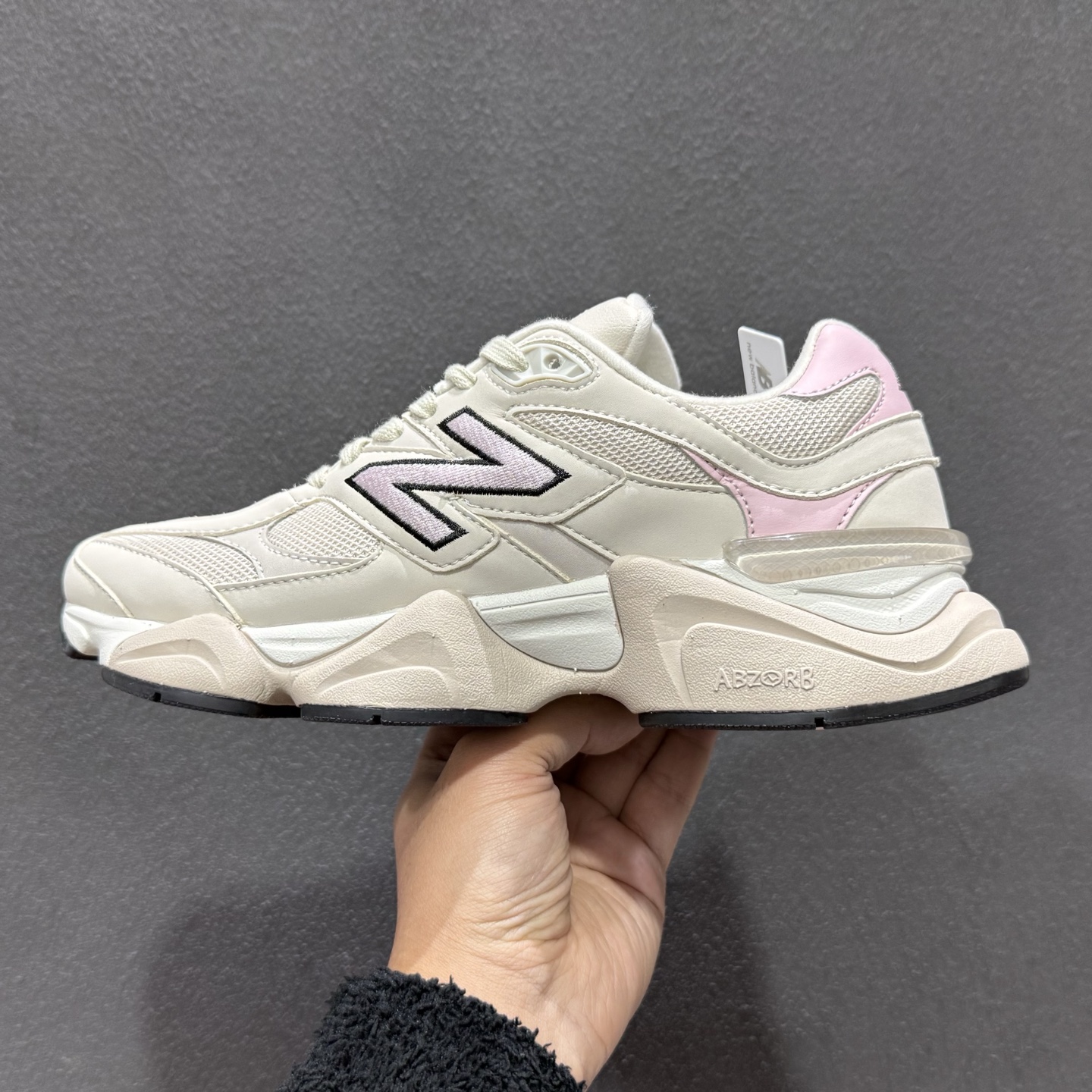 New Balance NB9060 联名款 复古休闲运动慢跑鞋 U9060AJD-Top High Quatity Cheap Sneakers Fashion Clothing Clothes Bags handbags Shoes of all Brand wholesale With The best Quality And Beautiful Price from China Factory Chinese suppliers wholesaler seller New Balance NB9060 联名款 复古休闲运动慢跑鞋 U9060AJD