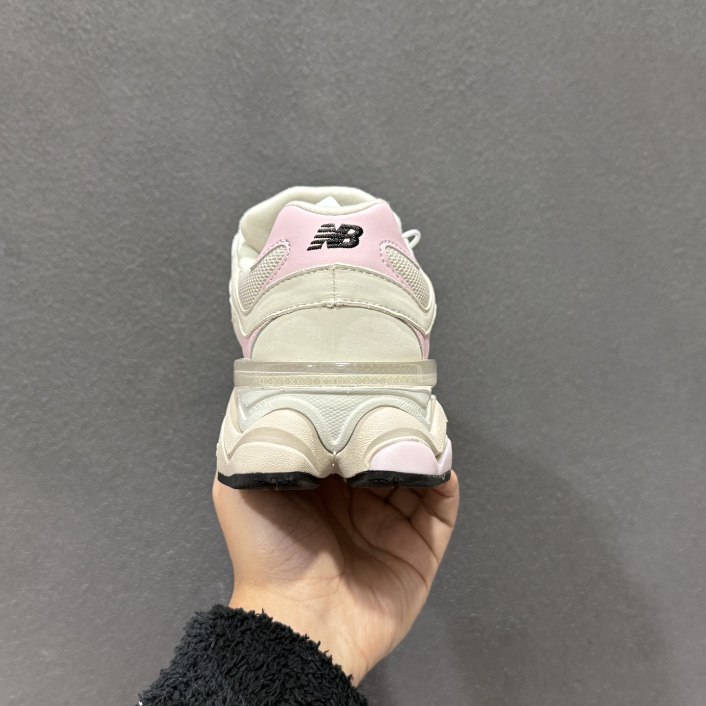 New Balance NB9060 联名款 复古休闲运动慢跑鞋 U9060AJD-Top High Quatity Cheap Sneakers Fashion Clothing Clothes Bags handbags Shoes of all Brand wholesale With The best Quality And Beautiful Price from China Factory Chinese suppliers wholesaler seller New Balance NB9060 联名款 复古休闲运动慢跑鞋 U9060AJD