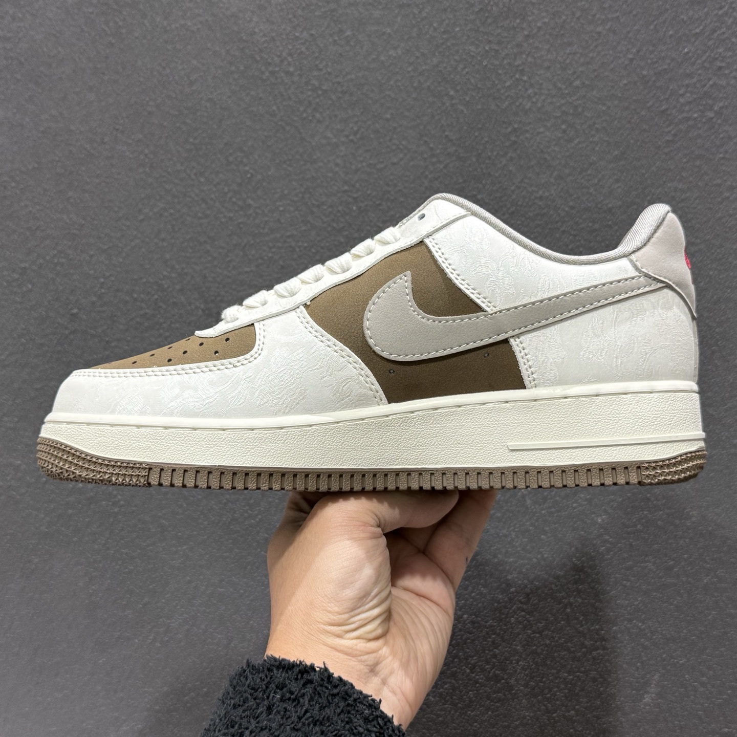 260 NK Air Force 1 空军一号 DW8806-008-Chinese UA Cheap High Quatity Brand Clothes Bags handbags Sneakers wholesale wholesaler seller from China Factory suppliers Fashion Clothing Shoes best Quality Beautiful Price 260 NK Air Force 1 空军一号 DW8806-008