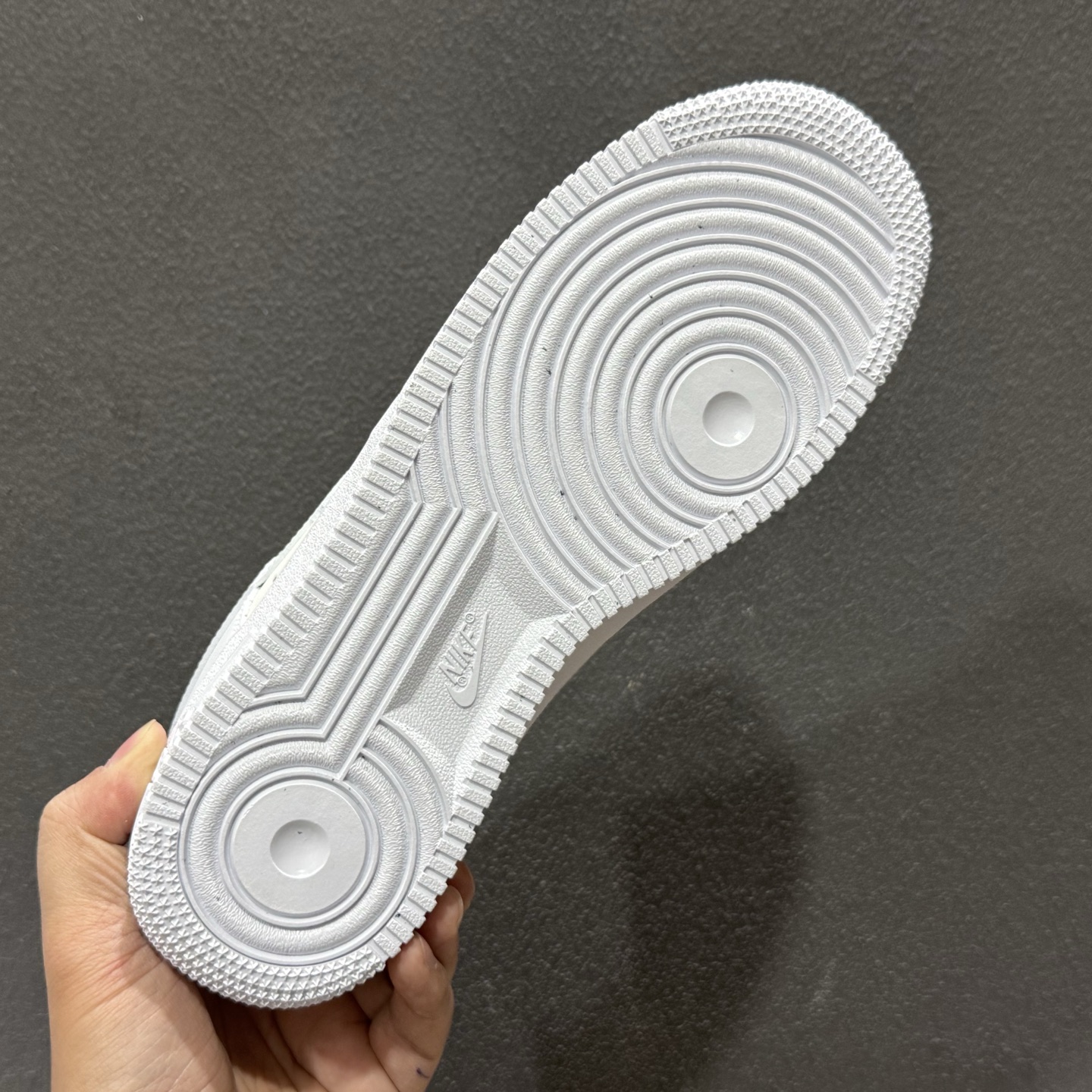 Nike Air Force 1'07 Low 马年刺绣 空军一号低帮休闲板鞋 IQ1133-111