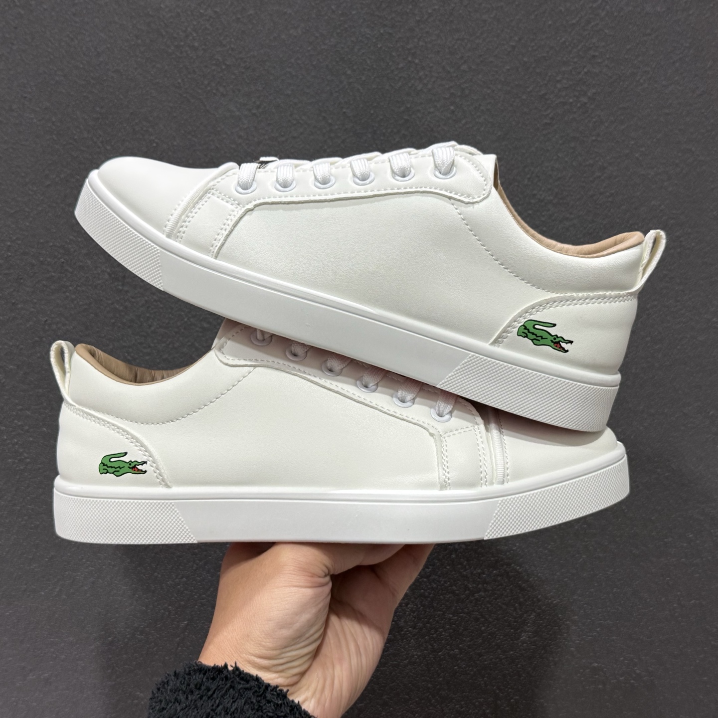 200 L/独家新款LACOSTE法国鳄鱼最新款 2022春夏新款 高端精品男士奢侈鞋-Chinese UA Cheap High Quatity Brand Clothes Bags handbags Sneakers wholesale wholesaler seller from China Factory suppliers Fashion Clothing Shoes best Quality Beautiful Price 200 L/独家新款LACOSTE法国鳄鱼最新款 2022春夏新款 高端精品男士奢侈鞋