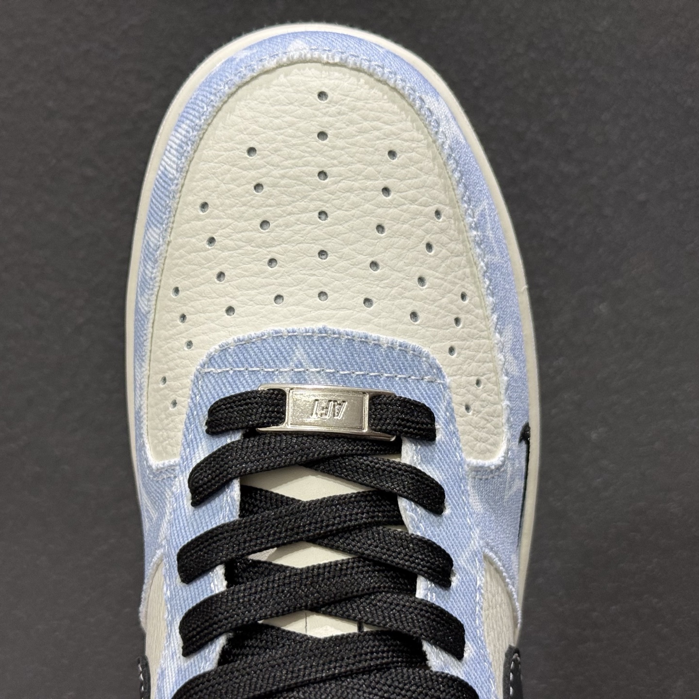 Nike Air Force 1 Low x Louis Vuitton x Supreme 三方联名定制款 KG6699-F53-Top High Quatity Cheap Sneakers Fashion Clothing Clothes Bags handbags Shoes of all Brand wholesale With The best Quality And Beautiful Price from China Factory Chinese suppliers wholesaler seller Nike Air Force 1 Low x Louis Vuitton x Supreme 三方联名定制款 KG6699-F53