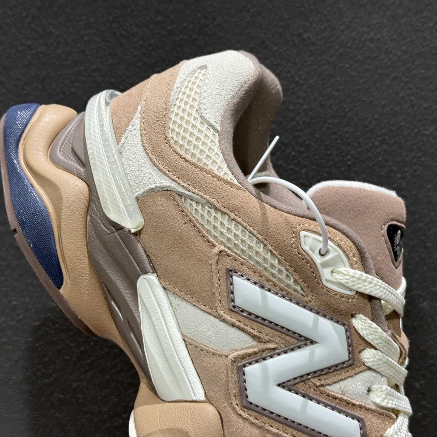 240 New Balance NB9060 联名款 复古休闲运动慢跑鞋 U9060ETN-Chinese UA Cheap High Quatity Brand Clothes Bags handbags Sneakers wholesale wholesaler seller from China Factory suppliers Fashion Clothing Shoes best Quality Beautiful Price 240 New Balance NB9060 联名款 复古休闲运动慢跑鞋 U9060ETN