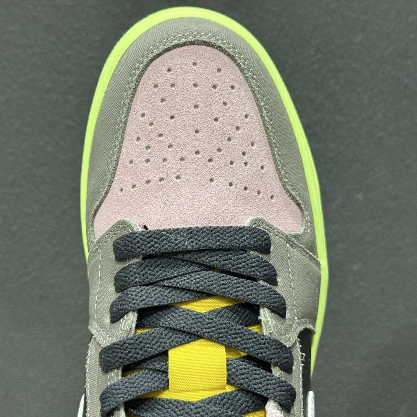 Jordan Air Jordan 1 low 舒适贴合 经典百搭 低帮 复古篮球鞋 七彩祥云 HQ2021-005-Top High Quatity Cheap Sneakers Fashion Clothing Clothes Bags handbags Shoes of all Brand wholesale With The best Quality And Beautiful Price from China Factory Chinese suppliers wholesaler seller Jordan Air Jordan 1 low 舒适贴合 经典百搭 低帮 复古篮球鞋 七彩祥云 HQ2021-005