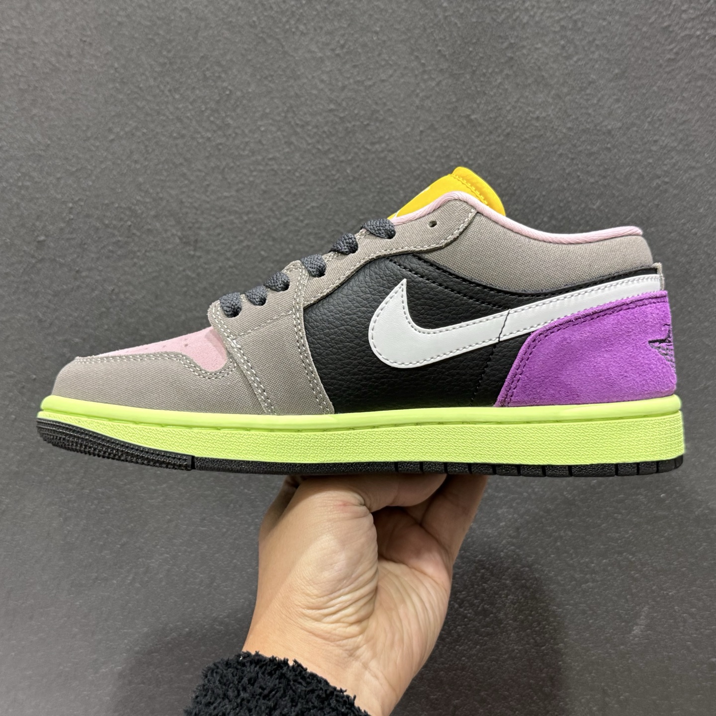 Jordan Air Jordan 1 low 舒适贴合 经典百搭 低帮 复古篮球鞋 七彩祥云 HQ2021-005-Top High Quatity Cheap Sneakers Fashion Clothing Clothes Bags handbags Shoes of all Brand wholesale With The best Quality And Beautiful Price from China Factory Chinese suppliers wholesaler seller Jordan Air Jordan 1 low 舒适贴合 经典百搭 低帮 复古篮球鞋 七彩祥云 HQ2021-005