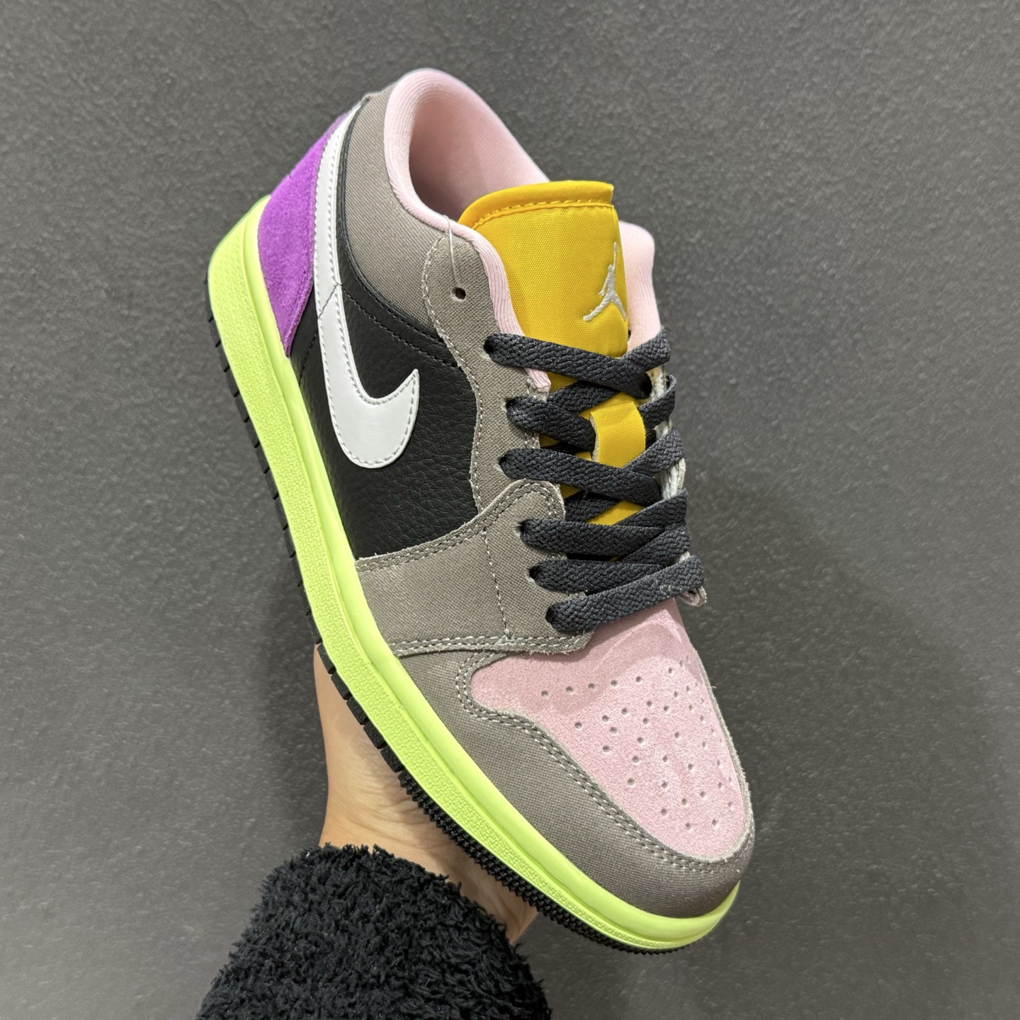 Jordan Air Jordan 1 low 舒适贴合 经典百搭 低帮 复古篮球鞋 七彩祥云 HQ2021-005-Top High Quatity Cheap Sneakers Fashion Clothing Clothes Bags handbags Shoes of all Brand wholesale With The best Quality And Beautiful Price from China Factory Chinese suppliers wholesaler seller Jordan Air Jordan 1 low 舒适贴合 经典百搭 低帮 复古篮球鞋 七彩祥云 HQ2021-005