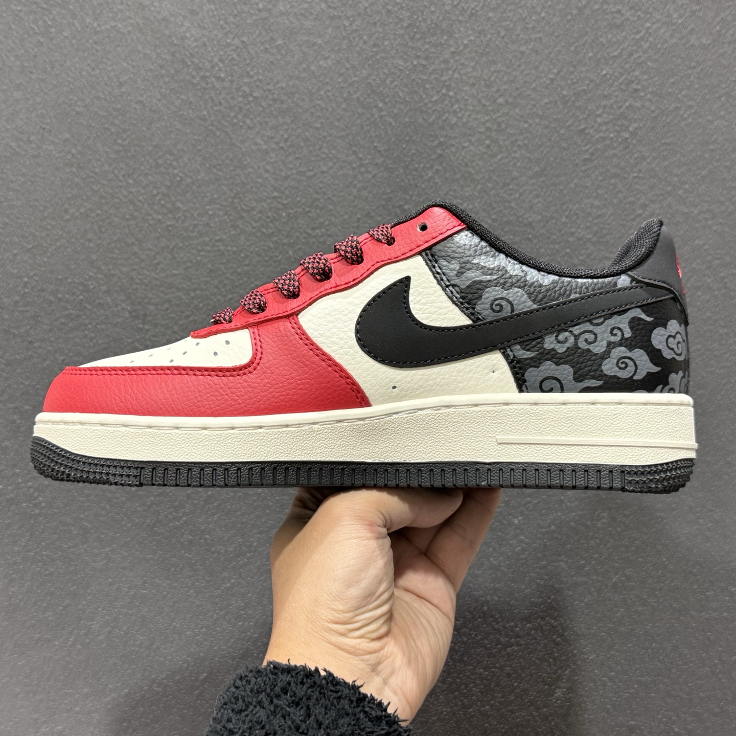 260 Nike Air Force 1'07 Low 马年限定 云纹瑞马 空军一号低帮休闲板鞋 MZ9588-832