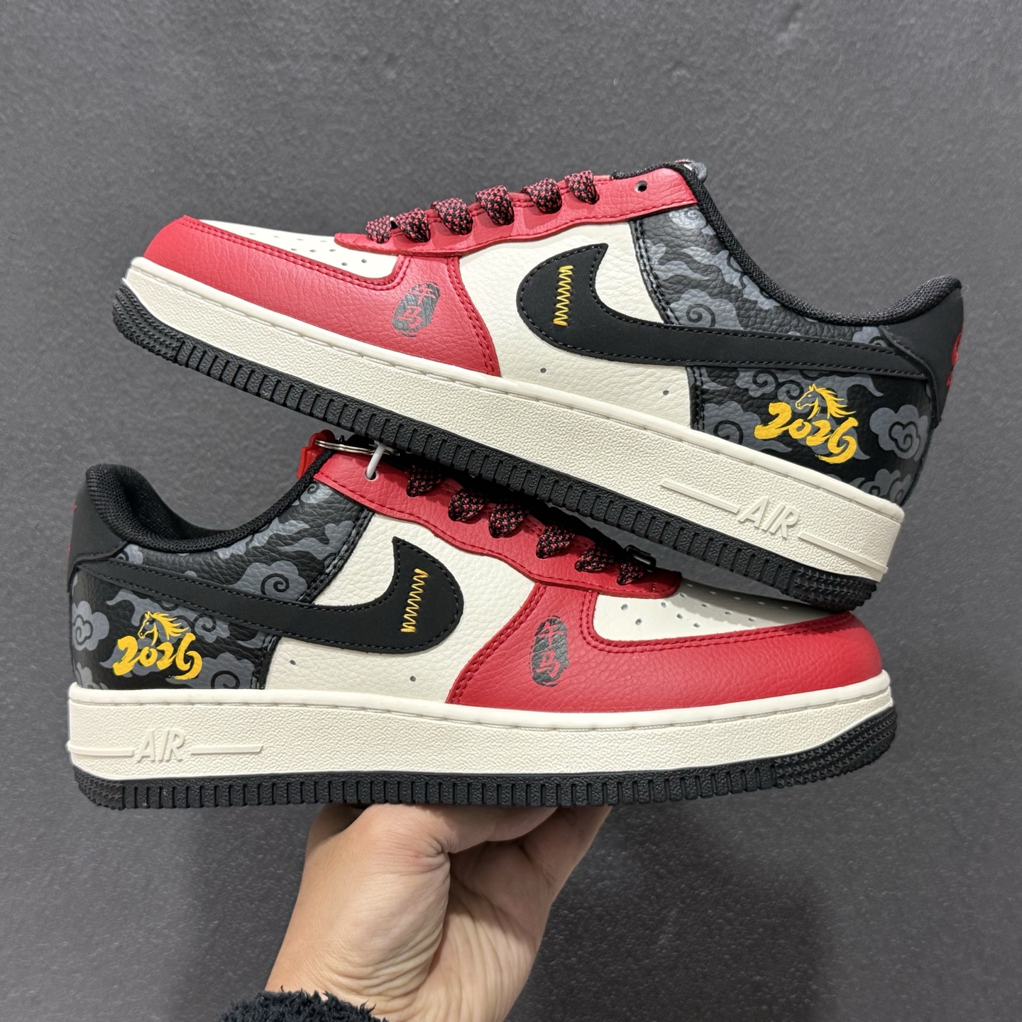 260 Nike Air Force 1'07 Low 马年限定 云纹瑞马 空军一号低帮休闲板鞋 MZ9588-832
