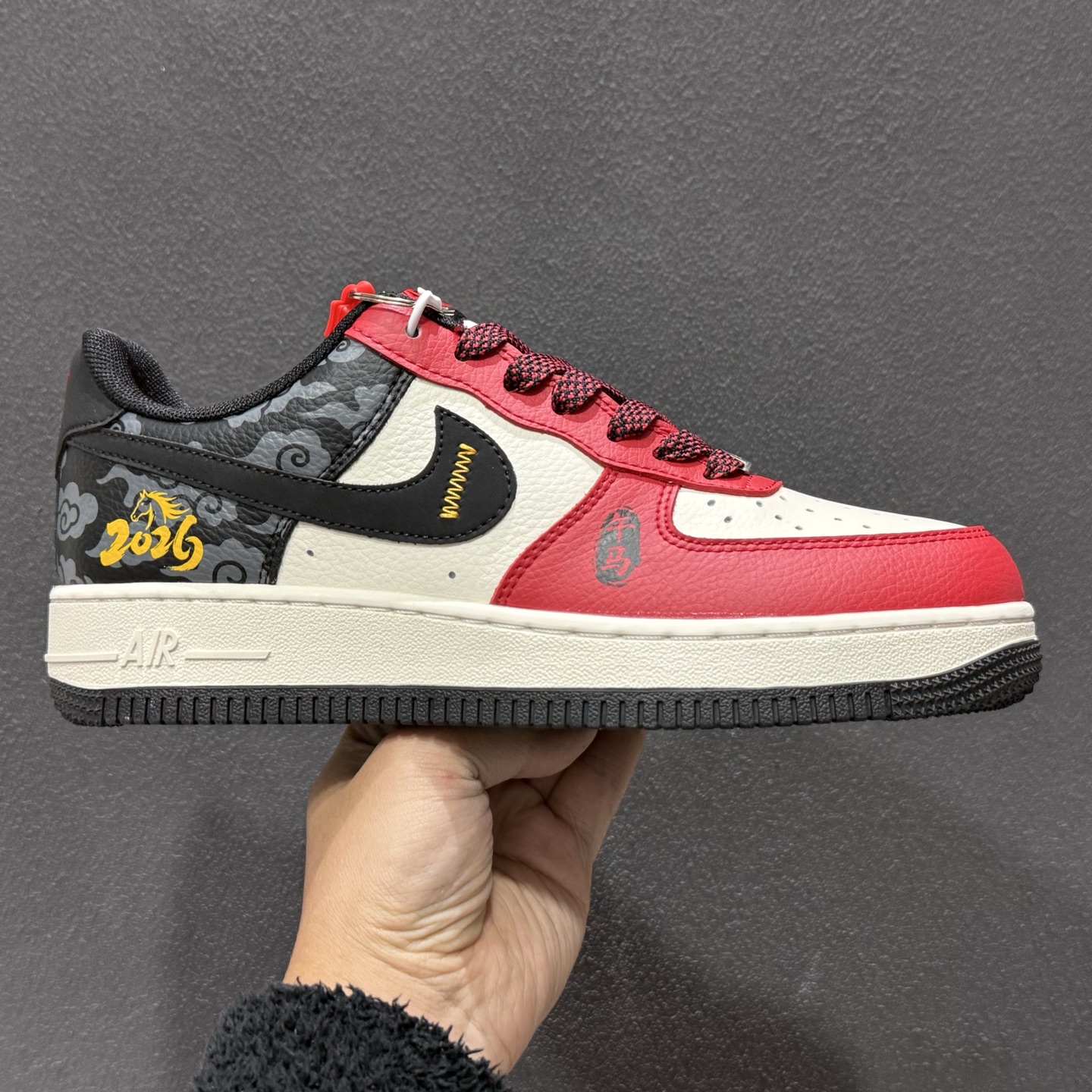 260 Nike Air Force 1'07 Low 马年限定 云纹瑞马 空军一号低帮休闲板鞋 MZ9588-832
