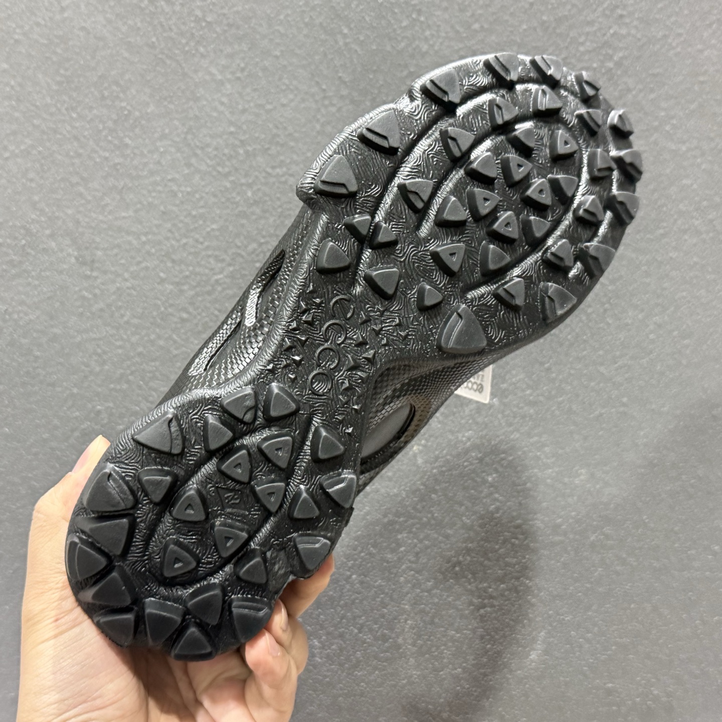 270 Ecco 爱步 健步探索系列 BIOM防滑真皮运动鞋-Chinese UA Cheap High Quatity Brand Clothes Bags handbags Sneakers wholesale wholesaler seller from China Factory suppliers Fashion Clothing Shoes best Quality Beautiful Price 270 Ecco 爱步 健步探索系列 BIOM防滑真皮运动鞋