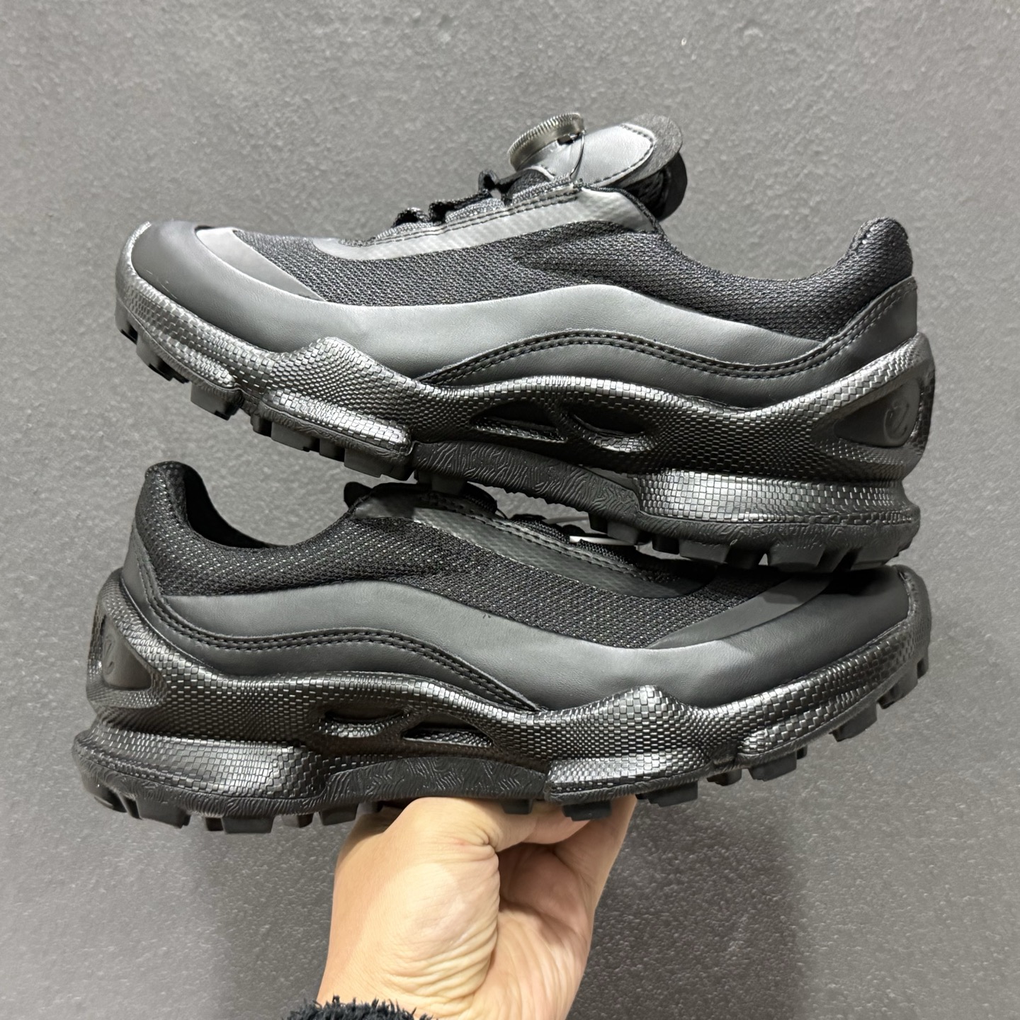 270 Ecco 爱步 健步探索系列 BIOM防滑真皮运动鞋-Chinese UA Cheap High Quatity Brand Clothes Bags handbags Sneakers wholesale wholesaler seller from China Factory suppliers Fashion Clothing Shoes best Quality Beautiful Price 270 Ecco 爱步 健步探索系列 BIOM防滑真皮运动鞋