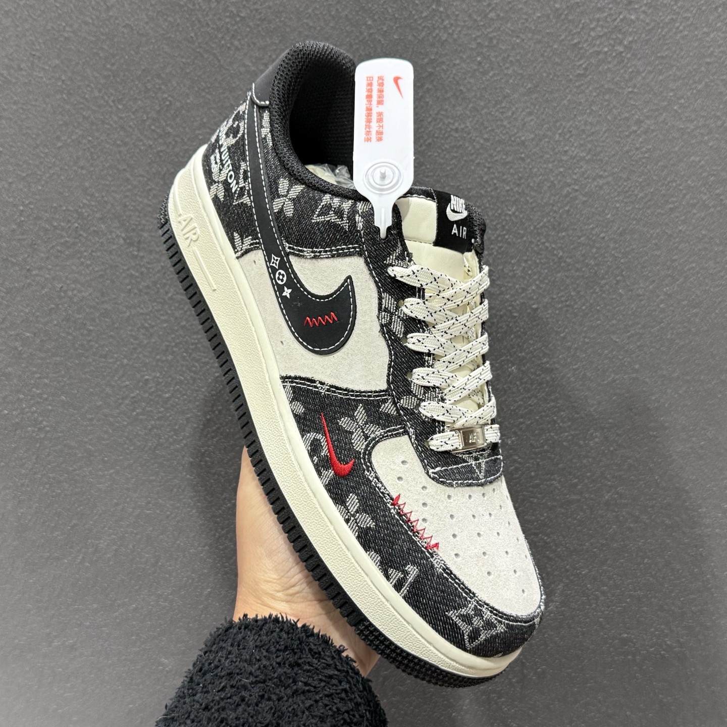 Nike Air Force 1 Low x Louis Vuitton x Supreme 三方联名定制款 KG6699-F56-Top High Quatity Cheap Sneakers Fashion Clothing Clothes Bags handbags Shoes of all Brand wholesale With The best Quality And Beautiful Price from China Factory Chinese suppliers wholesaler seller Nike Air Force 1 Low x Louis Vuitton x Supreme 三方联名定制款 KG6699-F56