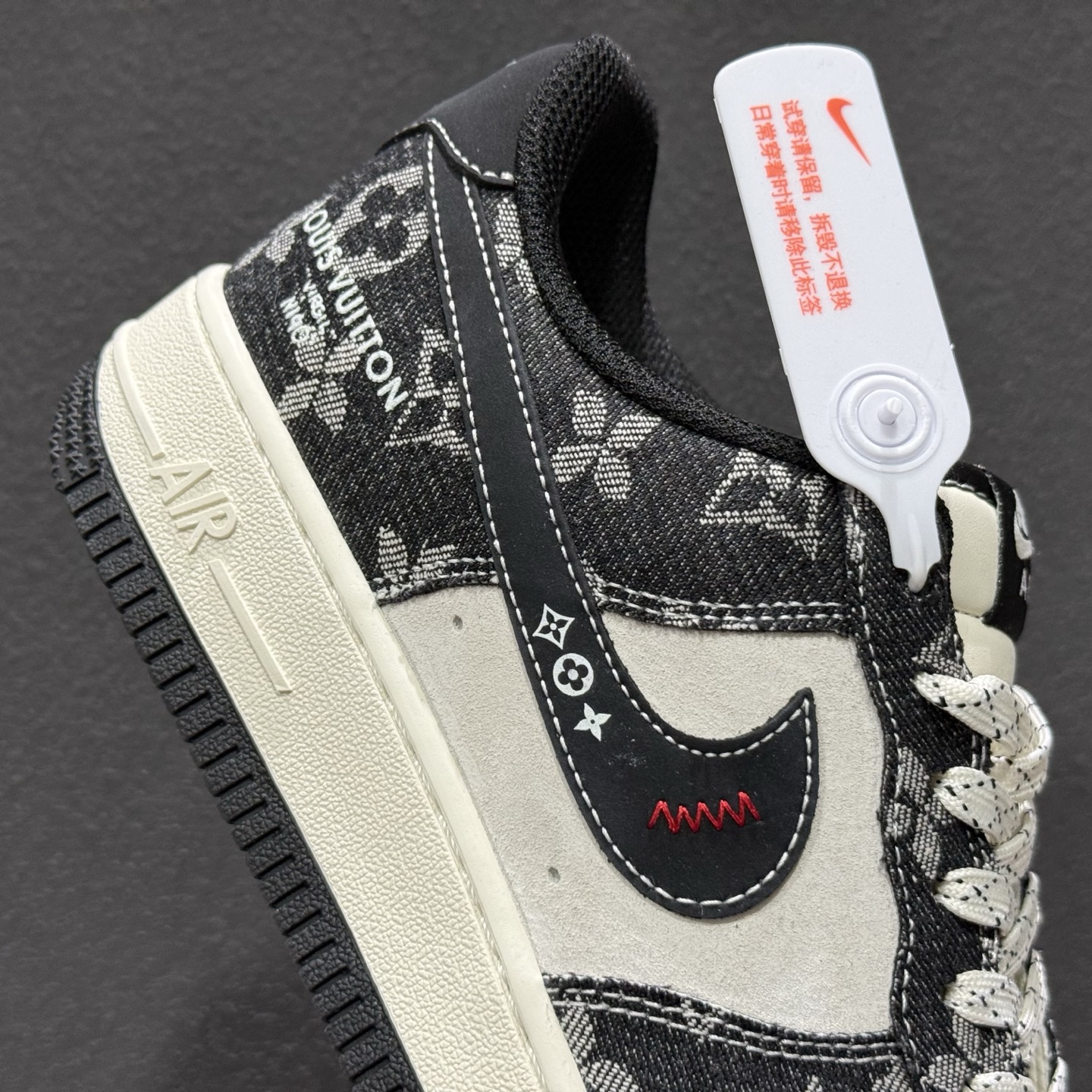 Nike Air Force 1 Low x Louis Vuitton x Supreme 三方联名定制款 KG6699-F56-Top High Quatity Cheap Sneakers Fashion Clothing Clothes Bags handbags Shoes of all Brand wholesale With The best Quality And Beautiful Price from China Factory Chinese suppliers wholesaler seller Nike Air Force 1 Low x Louis Vuitton x Supreme 三方联名定制款 KG6699-F56