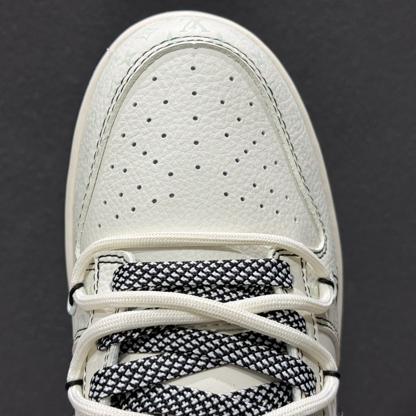 Nike Dunk Low 2026 丙午马年限定款 YX5066-393 3 Nike Dunk Low 2026 丙午马年限定款 YX5066-393 3