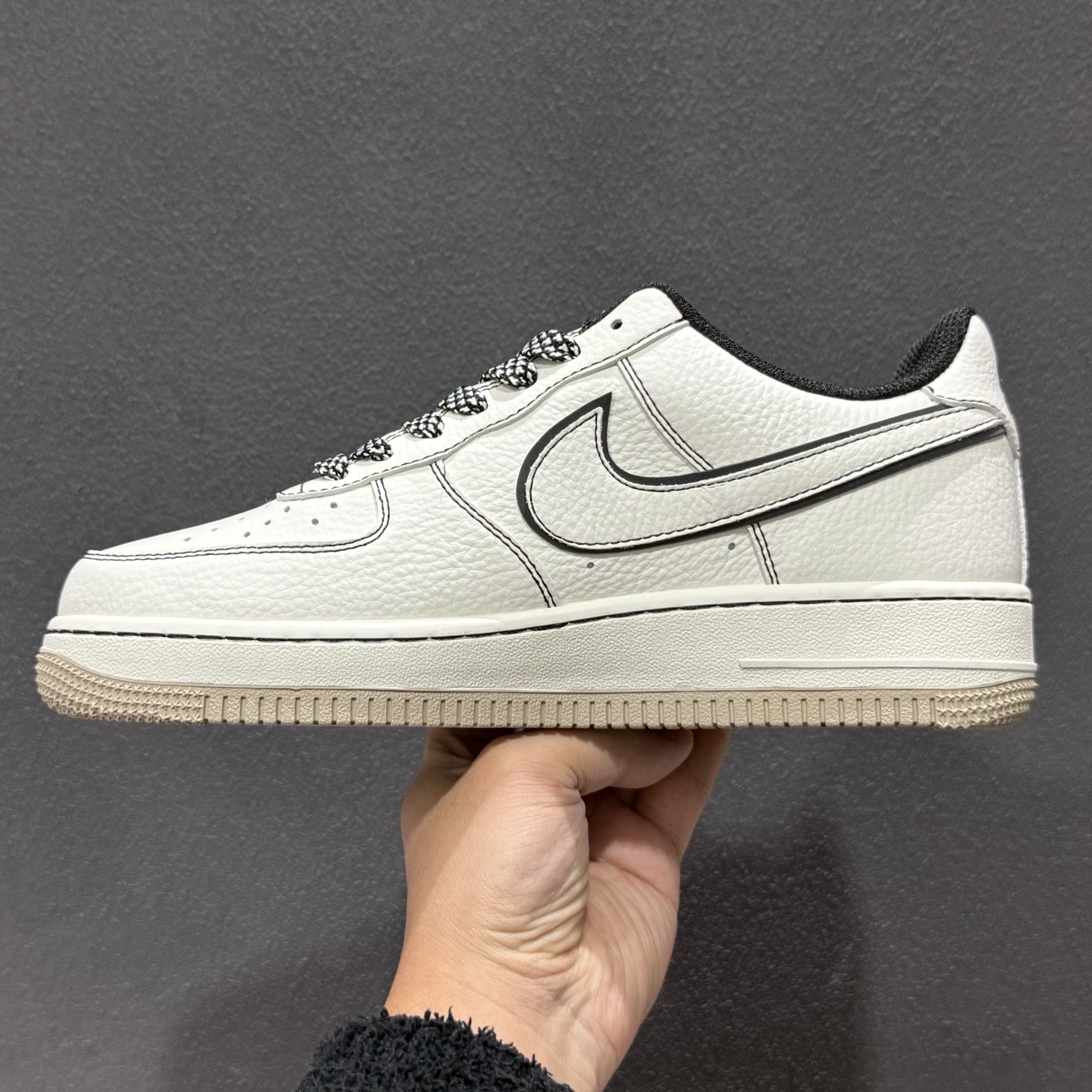 Nike Air Force1 07 low 联名款 MM3399-819 Nike Air Force1 07 low 联名款 MM3399-819