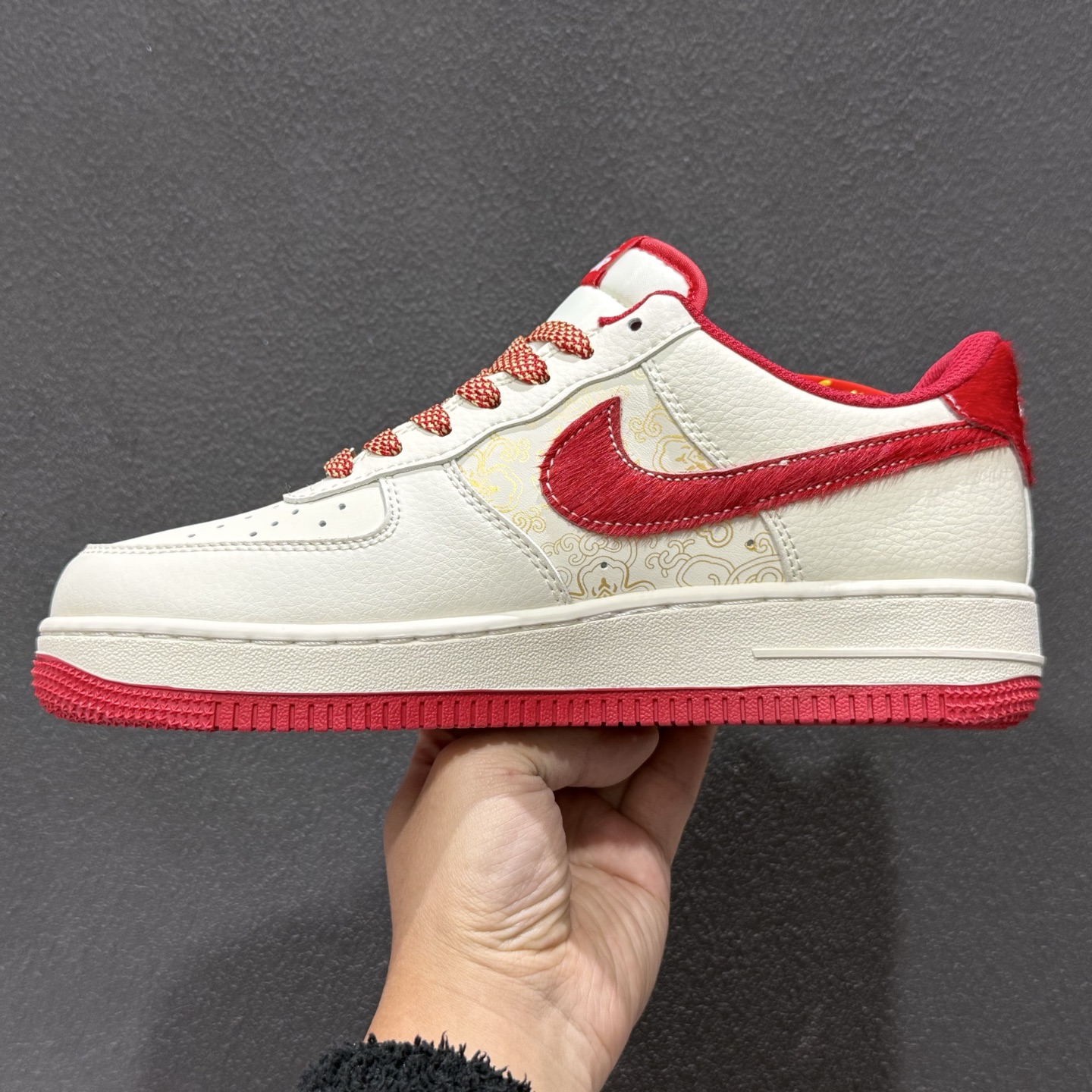 Nike Air Force 1'07 Low 马年限定 空军一号低帮休闲板鞋 QW5288-118-Top High Quatity Cheap Sneakers Fashion Clothing Clothes Bags handbags Shoes of all Brand wholesale With The best Quality And Beautiful Price from China Factory Chinese suppliers wholesaler seller Nike Air Force 1'07 Low 马年限定 空军一号低帮休闲板鞋 QW5288-118