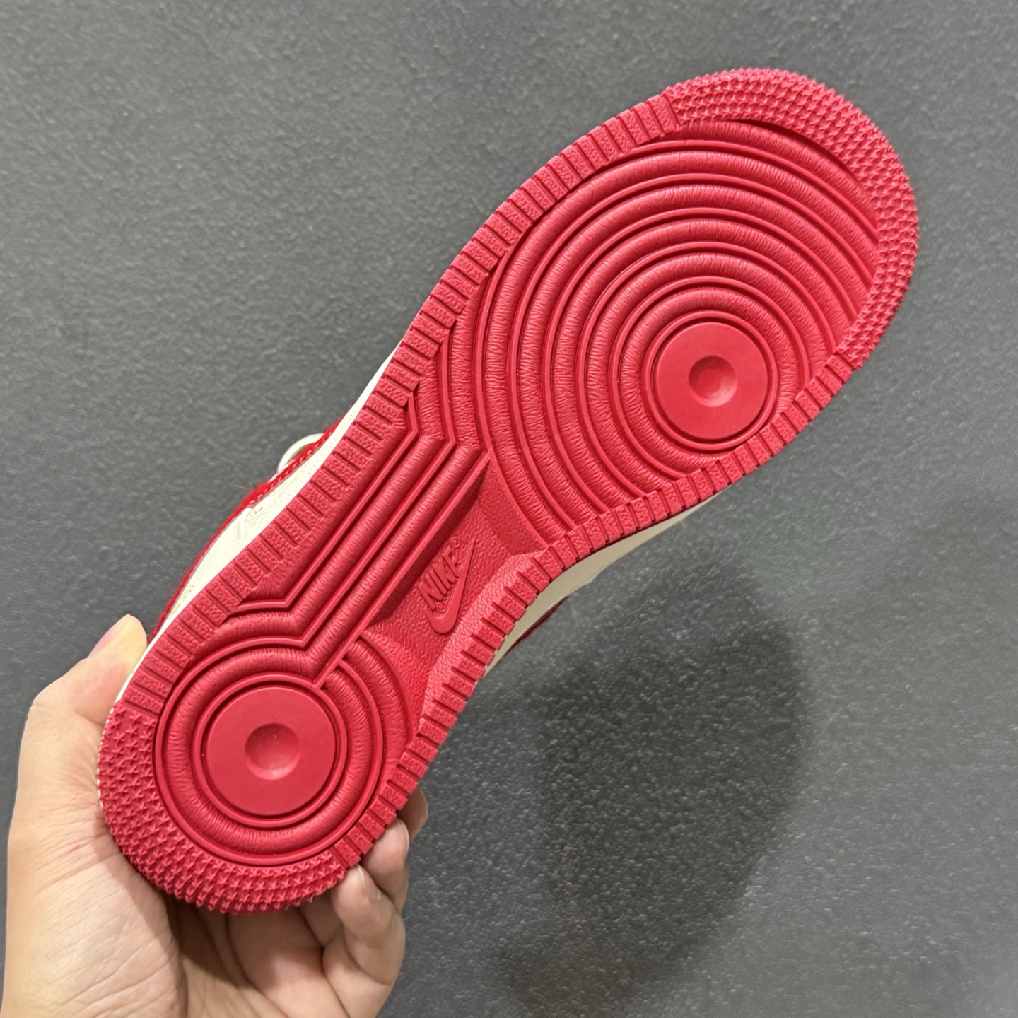 Nike Air Force 1'07 Low 马年限定 空军一号低帮休闲板鞋 QW5288-118-Top High Quatity Cheap Sneakers Fashion Clothing Clothes Bags handbags Shoes of all Brand wholesale With The best Quality And Beautiful Price from China Factory Chinese suppliers wholesaler seller Nike Air Force 1'07 Low 马年限定 空军一号低帮休闲板鞋 QW5288-118