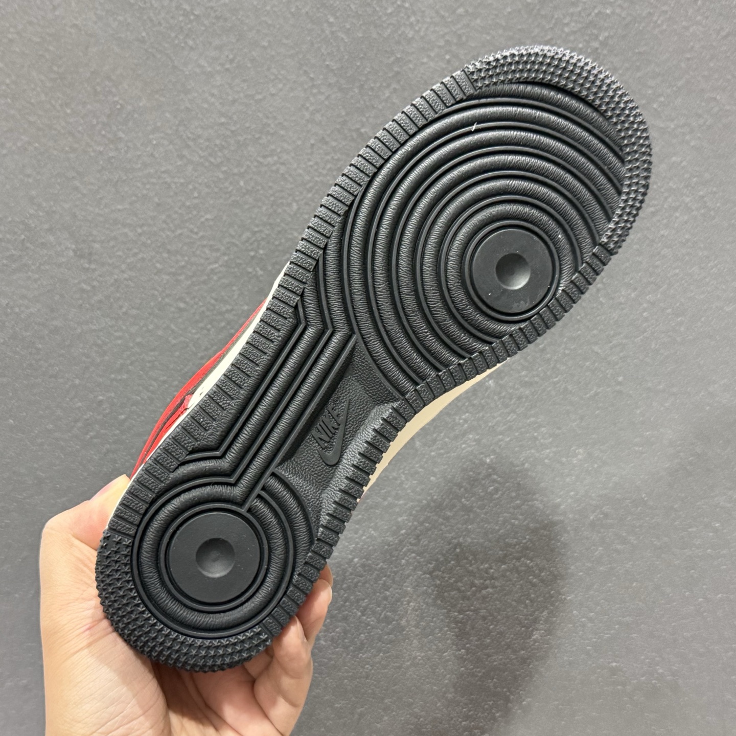 Nike Air Force 1'07 Low 马年限定 空军一号低帮休闲板鞋 QW5288-123 Nike Air Force 1'07 Low 马年限定 空军一号低帮休闲板鞋 QW5288-123