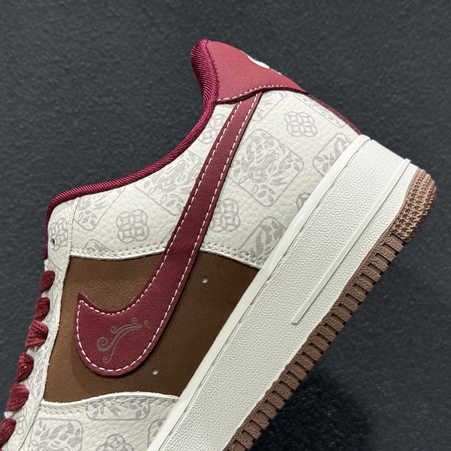 Nike Air Force1 07 low 马年限定 DW8806-007-Top High Quatity Cheap Sneakers Fashion Clothing Clothes Bags handbags Shoes of all Brand wholesale With The best Quality And Beautiful Price from China Factory Chinese suppliers wholesaler seller Nike Air Force1 07 low 马年限定 DW8806-007