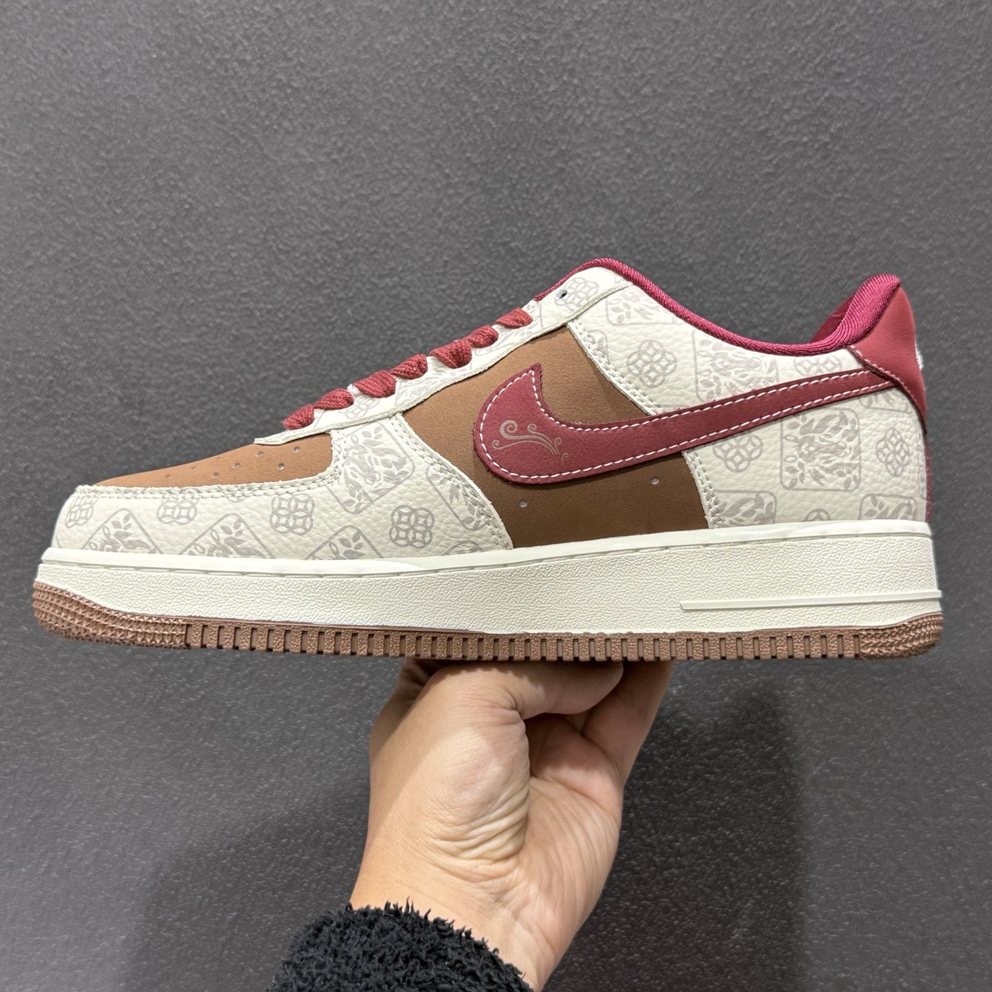 Nike Air Force1 07 low 马年限定 DW8806-007-Top High Quatity Cheap Sneakers Fashion Clothing Clothes Bags handbags Shoes of all Brand wholesale With The best Quality And Beautiful Price from China Factory Chinese suppliers wholesaler seller Nike Air Force1 07 low 马年限定 DW8806-007