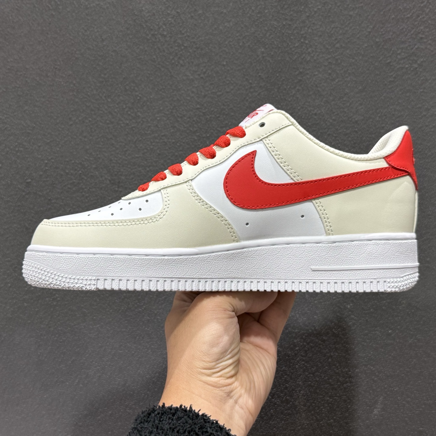 Nike Air Force 1'07 Low 马年系列 空军一号低帮休闲板鞋 ZH0316-169-Top High Quatity Cheap Sneakers Fashion Clothing Clothes Bags handbags Shoes of all Brand wholesale With The best Quality And Beautiful Price from China Factory Chinese suppliers wholesaler seller Nike Air Force 1'07 Low 马年系列 空军一号低帮休闲板鞋 ZH0316-169