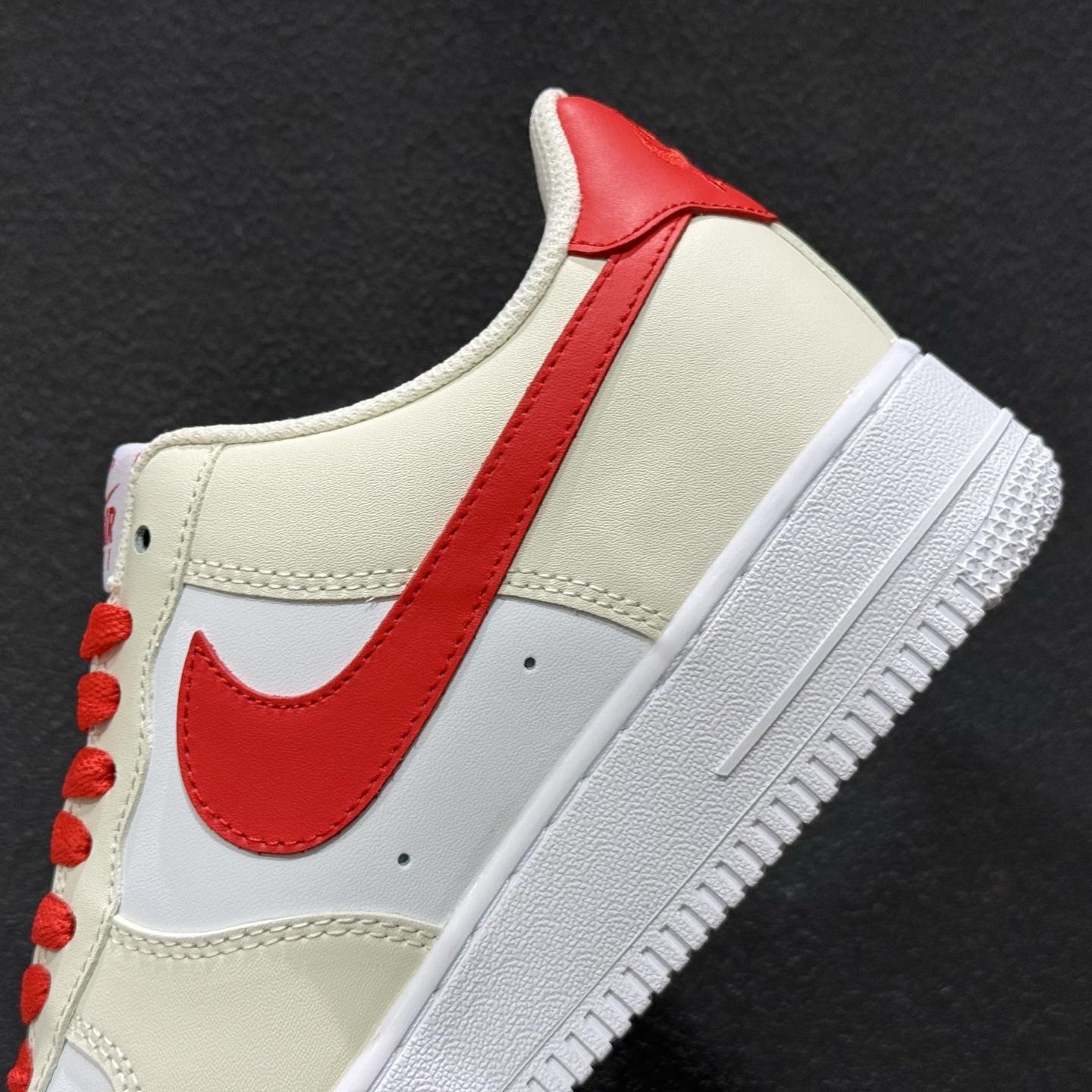 Nike Air Force 1'07 Low 马年系列 空军一号低帮休闲板鞋 ZH0316-169-Top High Quatity Cheap Sneakers Fashion Clothing Clothes Bags handbags Shoes of all Brand wholesale With The best Quality And Beautiful Price from China Factory Chinese suppliers wholesaler seller Nike Air Force 1'07 Low 马年系列 空军一号低帮休闲板鞋 ZH0316-169
