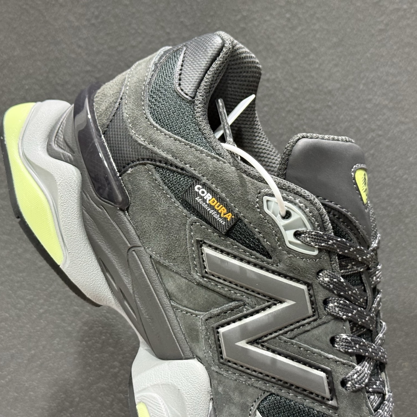 New Balance NB9060 联名款 复古休闲运动慢跑鞋 U90602P8-Top High Quatity Cheap Sneakers Fashion Clothing Clothes Bags handbags Shoes of all Brand wholesale With The best Quality And Beautiful Price from China Factory Chinese suppliers wholesaler seller New Balance NB9060 联名款 复古休闲运动慢跑鞋 U90602P8