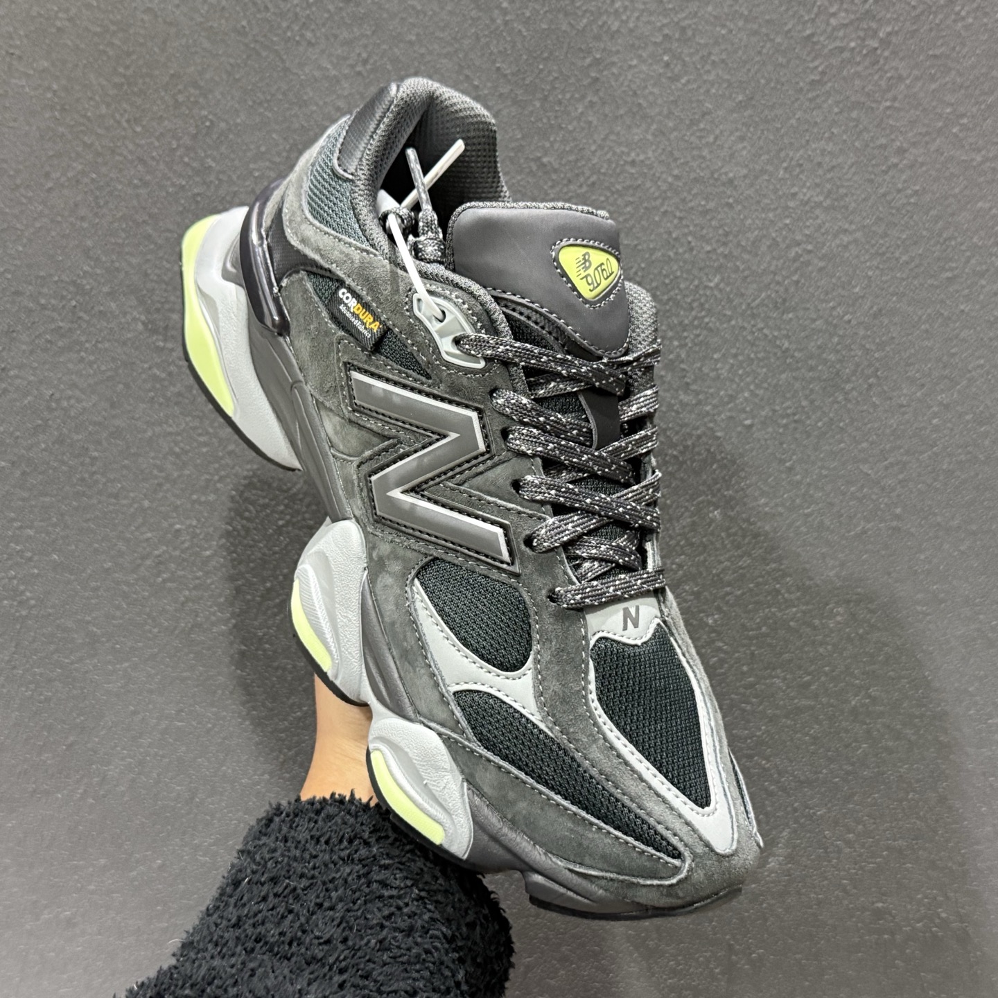 New Balance NB9060 联名款 复古休闲运动慢跑鞋 U90602P8-Top High Quatity Cheap Sneakers Fashion Clothing Clothes Bags handbags Shoes of all Brand wholesale With The best Quality And Beautiful Price from China Factory Chinese suppliers wholesaler seller New Balance NB9060 联名款 复古休闲运动慢跑鞋 U90602P8