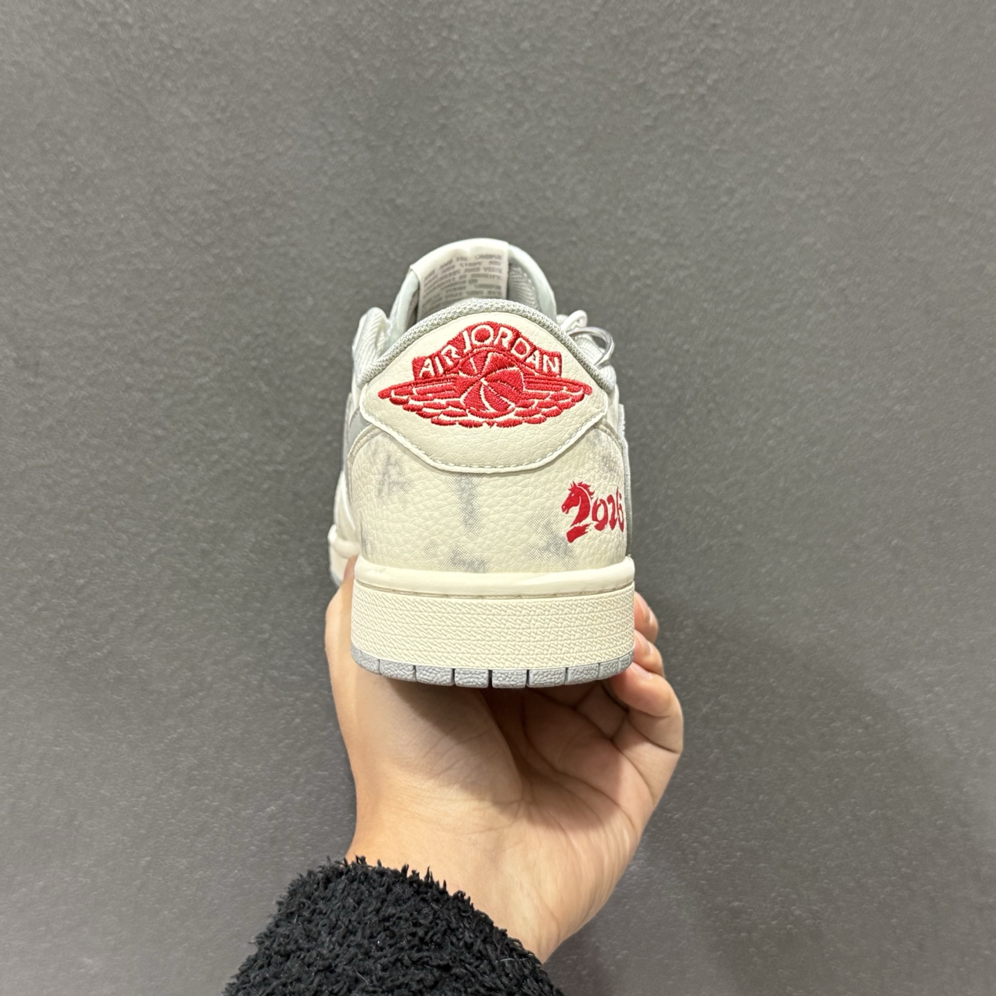 Air Jordan 1 Low x Travis Scott 2026 丙午马年联名限定款 XT6998-115
