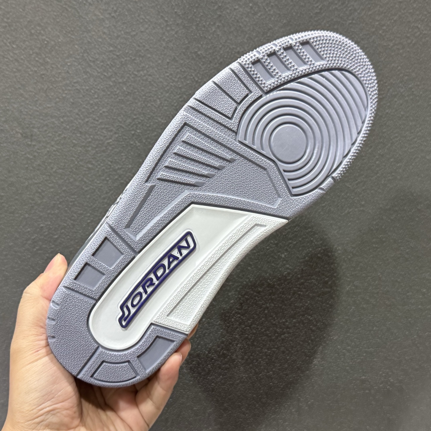 Air Jordan Legacy AJ312 复古篮球鞋 CD7069-108-Top High Quatity Cheap Sneakers Fashion Clothing Clothes Bags handbags Shoes of all Brand wholesale With The best Quality And Beautiful Price from China Factory Chinese suppliers wholesaler seller Air Jordan Legacy AJ312 复古篮球鞋 CD7069-108