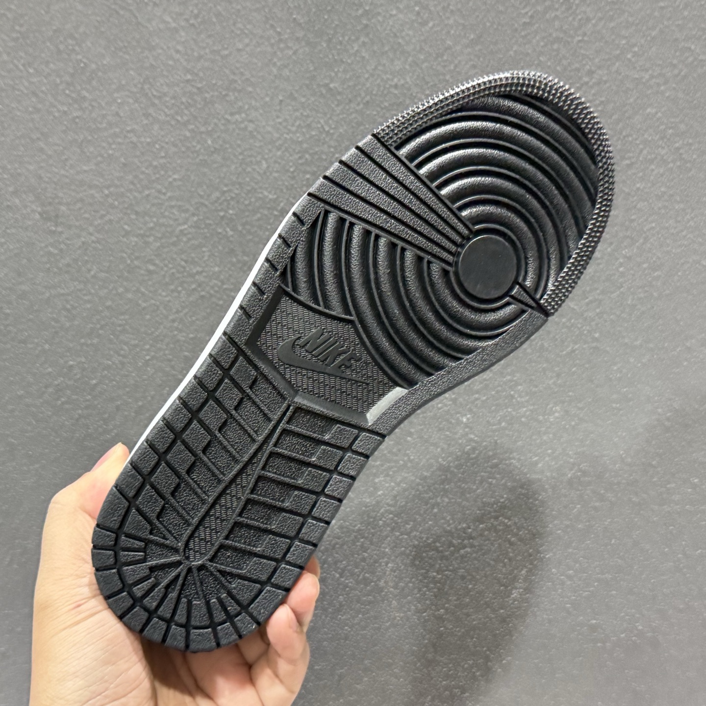 Air Jordan 1 Low AJ1 乔1黑粉 低帮文化休闲板鞋 IO3394-663 Air Jordan 1 Low AJ1 乔1黑粉 低帮文化休闲板鞋 IO3394-663