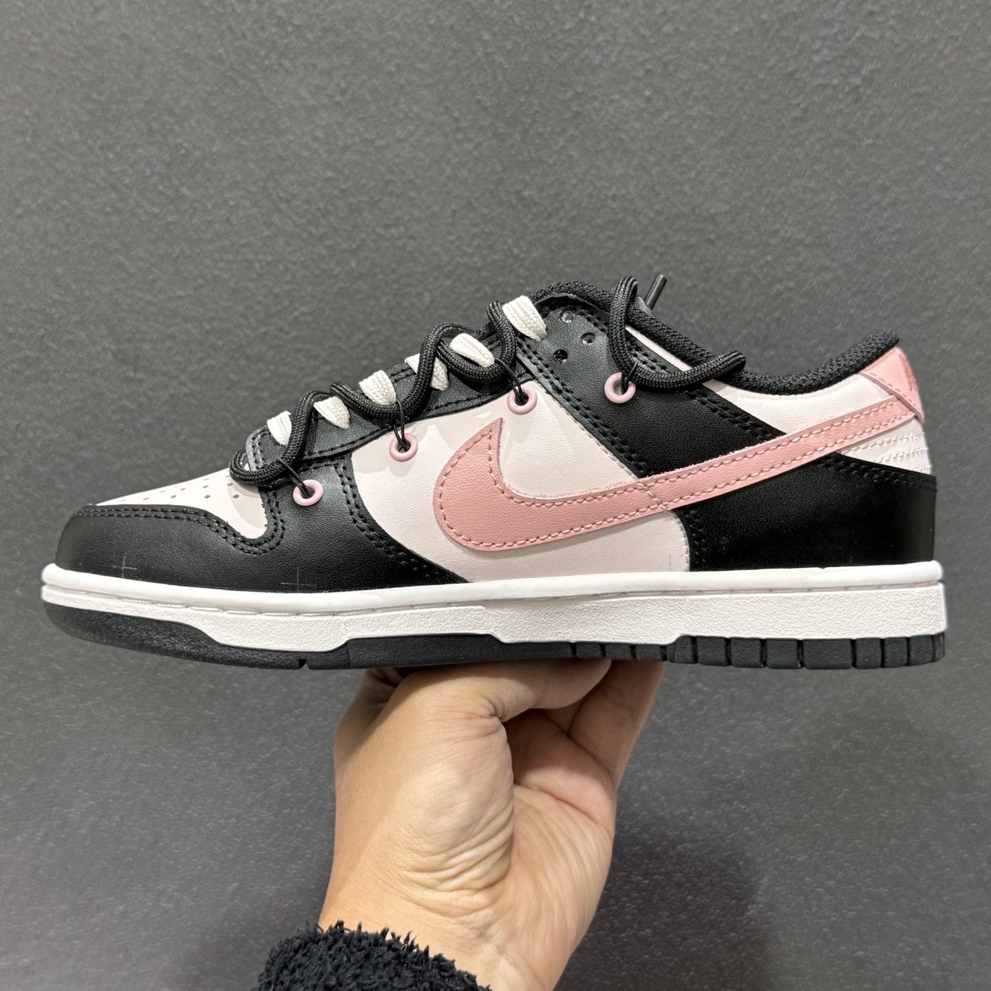 Nike SB Dunk Low 树莓黑粉 解构绑带休闲板鞋 BP1120-059