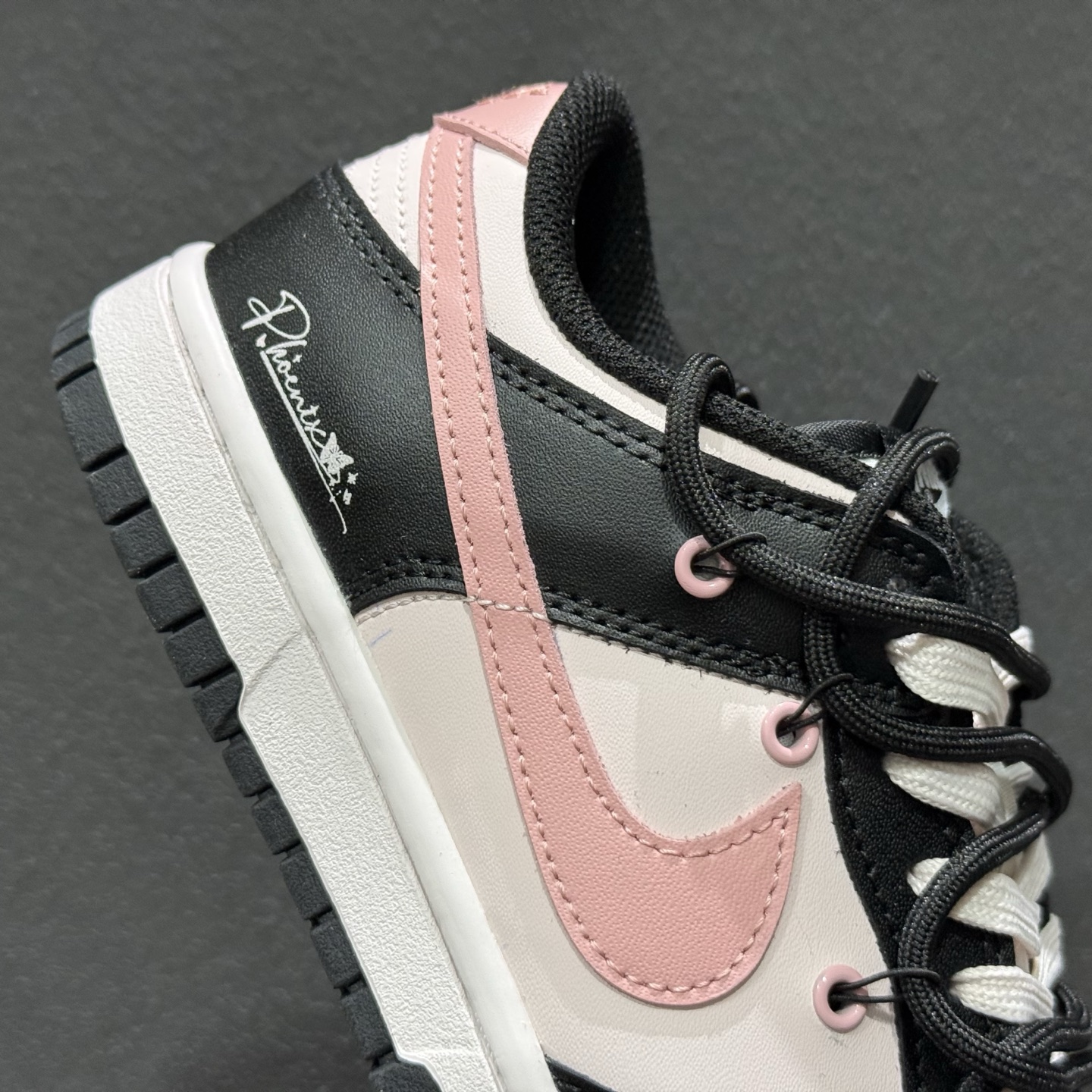 Nike SB Dunk Low 树莓黑粉 解构绑带休闲板鞋 BP1120-059
