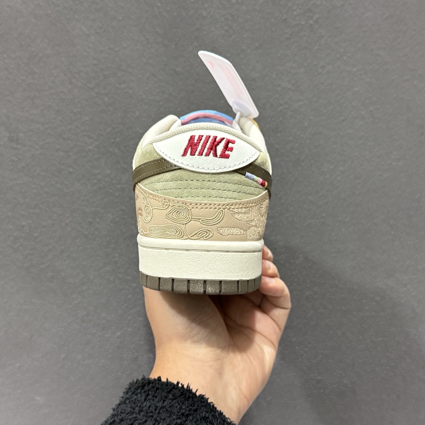 200 NK Dunk Low ”NYC” 新年限定 马年 低帮休闲板鞋 IQ1118-220-Chinese UA Cheap High Quatity Brand Clothes Bags handbags Sneakers wholesale wholesaler seller from China Factory suppliers Fashion Clothing Shoes best Quality Beautiful Price 200 NK Dunk Low ”NYC” 新年限定 马年 低帮休闲板鞋 IQ1118-220