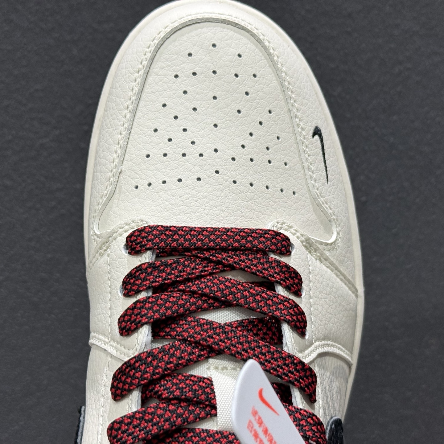 Air Jordan 1 Low AJ1 乔1 马年限定 高端定制 低帮复古篮球鞋 XT6998-138-Top High Quatity Cheap Sneakers Fashion Clothing Clothes Bags handbags Shoes of all Brand wholesale With The best Quality And Beautiful Price from China Factory Chinese suppliers wholesaler seller Air Jordan 1 Low AJ1 乔1 马年限定 高端定制 低帮复古篮球鞋 XT6998-138