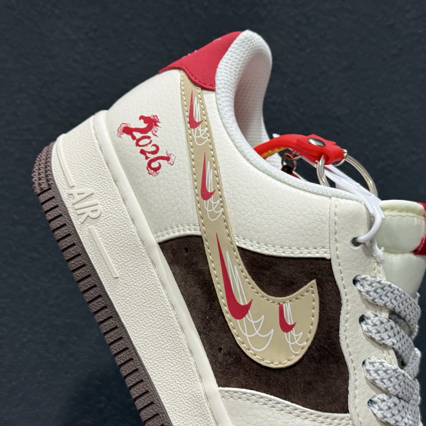 260 Nike Air Force 1 Low 2026 丙午马年限定款 XT6998-151-Chinese UA Cheap High Quatity Brand Clothes Bags handbags Sneakers wholesale wholesaler seller from China Factory suppliers Fashion Clothing Shoes best Quality Beautiful Price 260 Nike Air Force 1 Low 2026 丙午马年限定款 XT6998-151