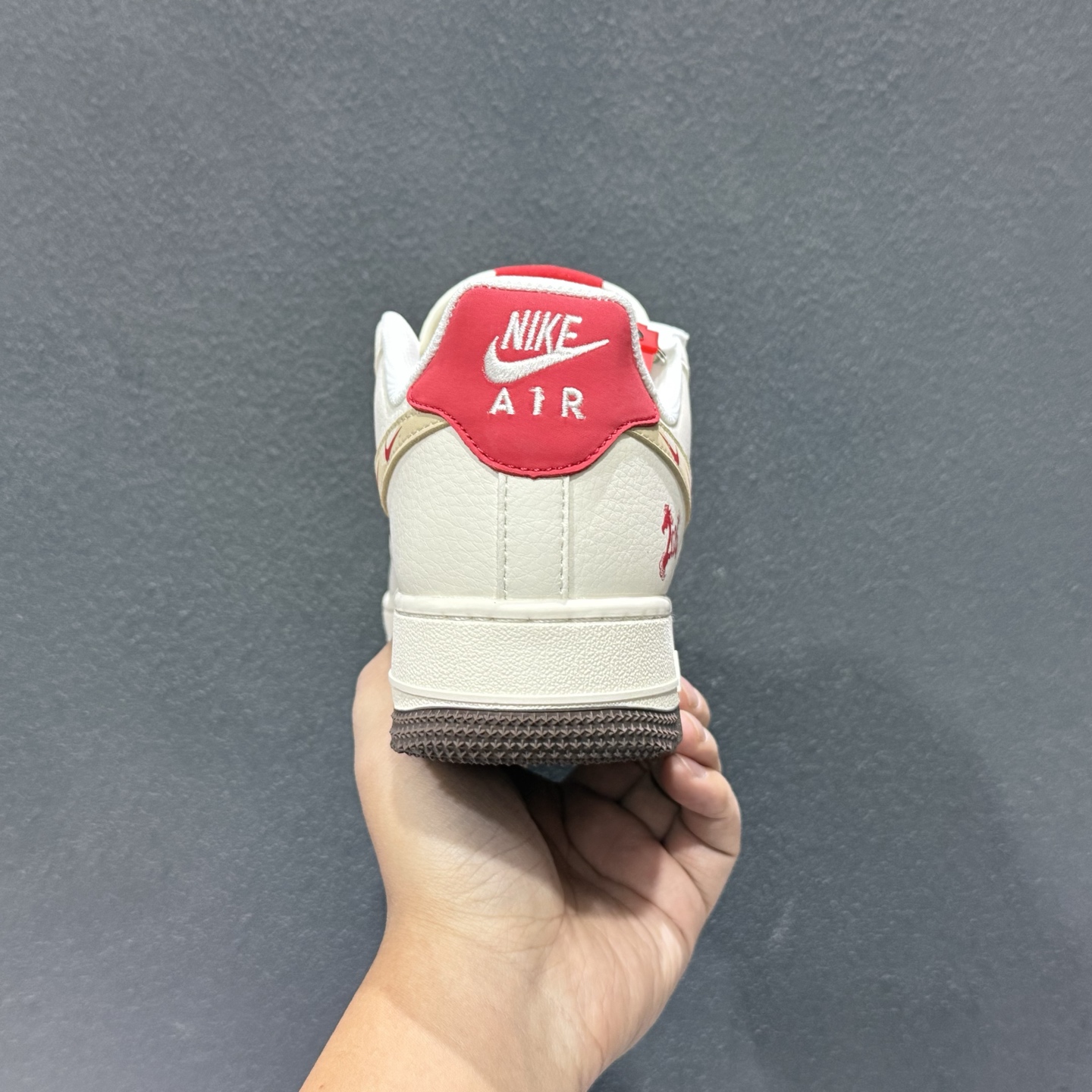 260 Nike Air Force 1 Low 2026 丙午马年限定款 XT6998-151-Chinese UA Cheap High Quatity Brand Clothes Bags handbags Sneakers wholesale wholesaler seller from China Factory suppliers Fashion Clothing Shoes best Quality Beautiful Price 260 Nike Air Force 1 Low 2026 丙午马年限定款 XT6998-151