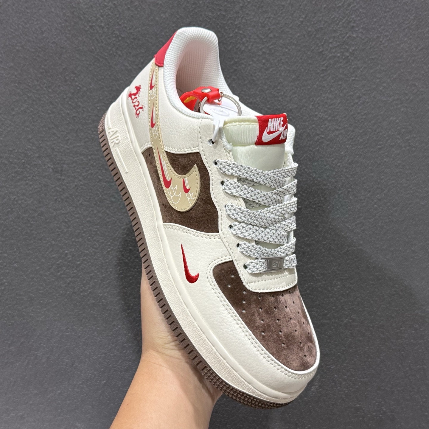 260 Nike Air Force 1 Low 2026 丙午马年限定款 XT6998-151-Chinese UA Cheap High Quatity Brand Clothes Bags handbags Sneakers wholesale wholesaler seller from China Factory suppliers Fashion Clothing Shoes best Quality Beautiful Price 260 Nike Air Force 1 Low 2026 丙午马年限定款 XT6998-151