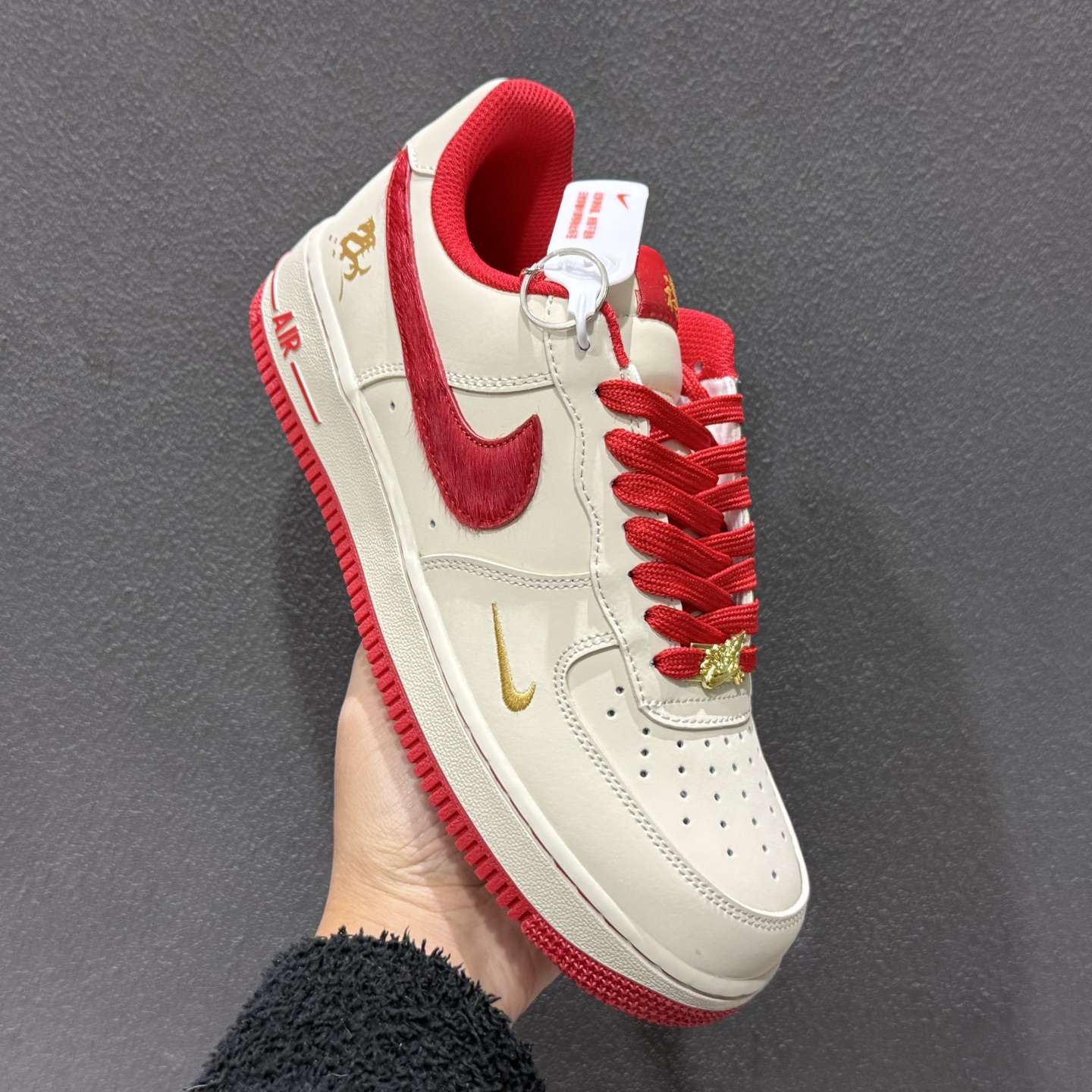 海外限量发售 NIke Air Force 1 '07 Low “马年限定--米白嫣红” 空军一号低帮 运动鞋 NH0601-513-Top High Quatity Cheap Sneakers Fashion Clothing Clothes Bags handbags Shoes of all Brand wholesale With The best Quality And Beautiful Price from China Factory Chinese suppliers wholesaler seller 海外限量发售 NIke Air Force 1 '07 Low “马年限定--米白嫣红” 空军一号低帮 运动鞋 NH0601-513