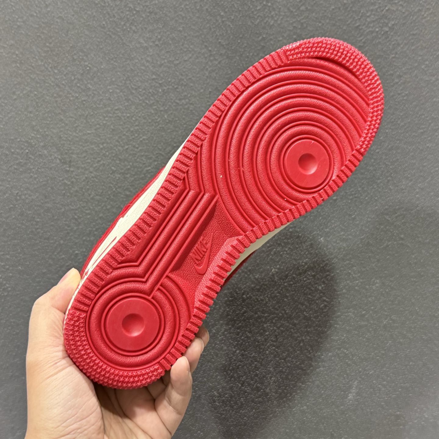 海外限量发售 NIke Air Force 1 '07 Low “马年限定--米白嫣红” 空军一号低帮 运动鞋 NH0601-513-Top High Quatity Cheap Sneakers Fashion Clothing Clothes Bags handbags Shoes of all Brand wholesale With The best Quality And Beautiful Price from China Factory Chinese suppliers wholesaler seller 海外限量发售 NIke Air Force 1 '07 Low “马年限定--米白嫣红” 空军一号低帮 运动鞋 NH0601-513