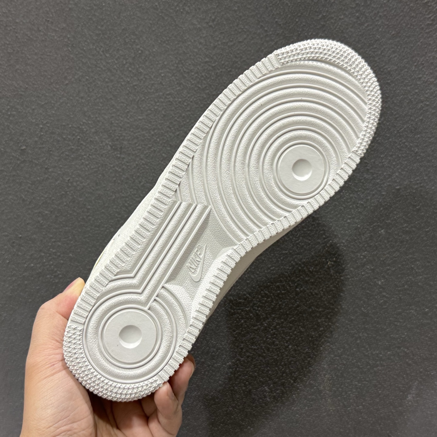 NIKE AIR FORCE1'07 马年限定 IQ1133-112 NIKE AIR FORCE1'07 马年限定 IQ1133-112